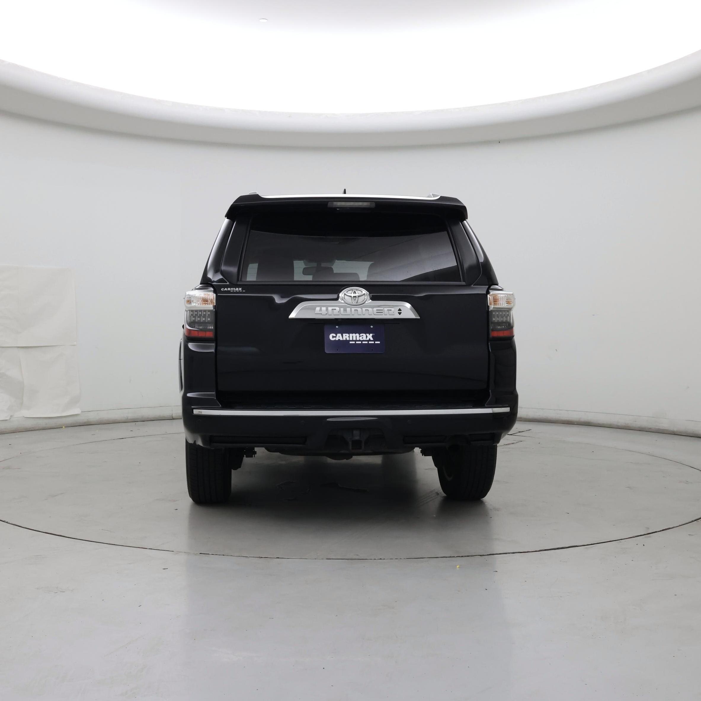 Thumbnail: 2017 Toyota 4Runner - 6