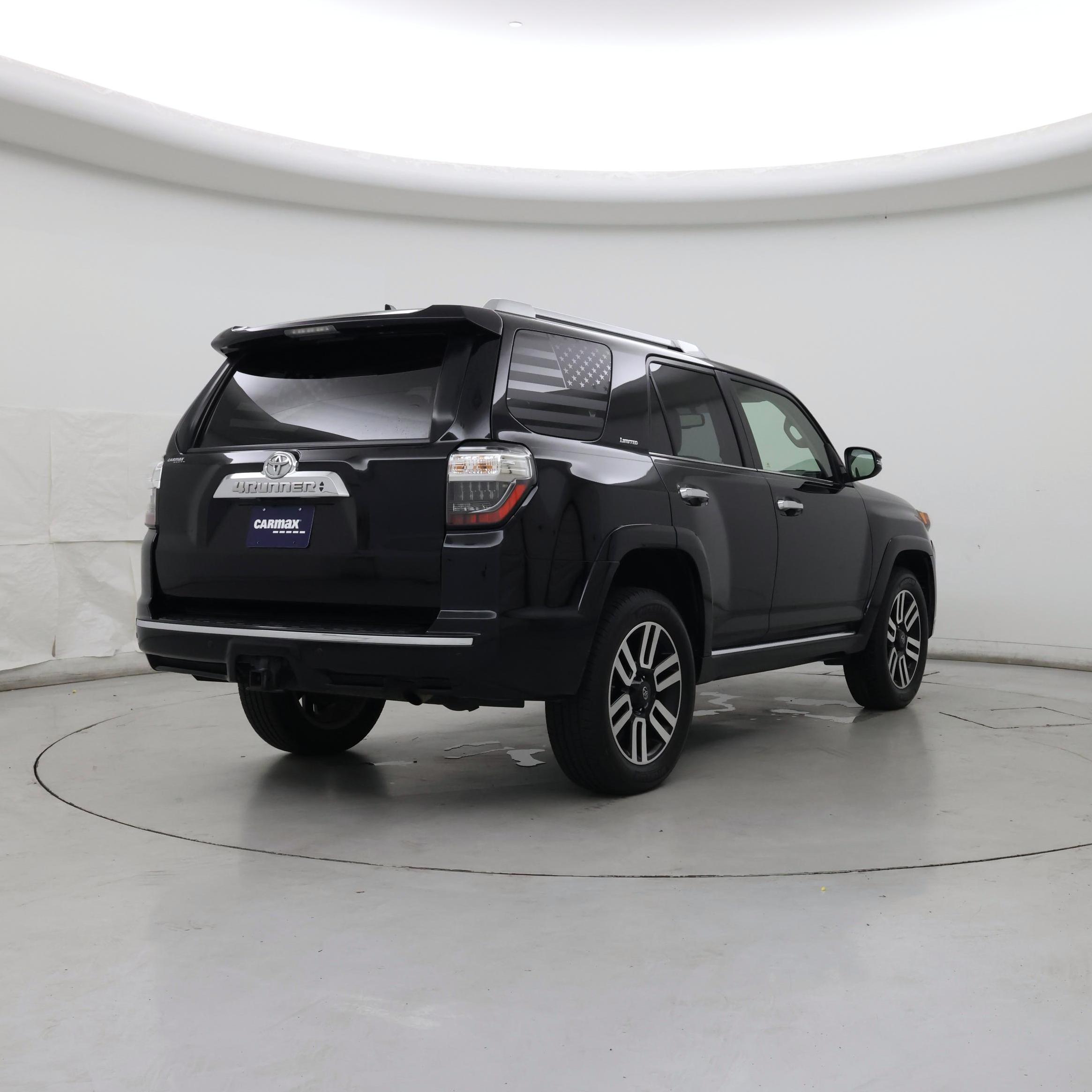 Thumbnail: 2017 Toyota 4Runner - 8