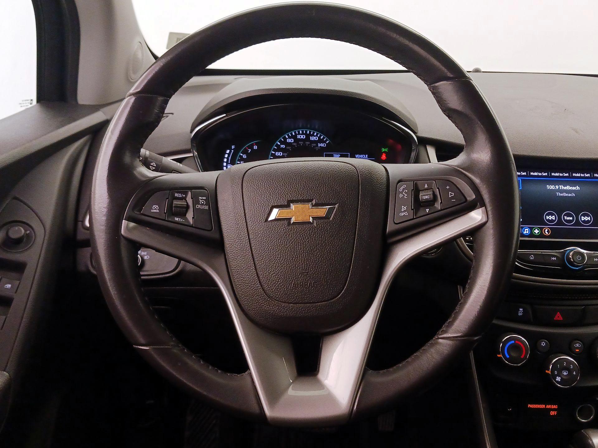 Thumbnail: 2020 Chevrolet Trax - 10