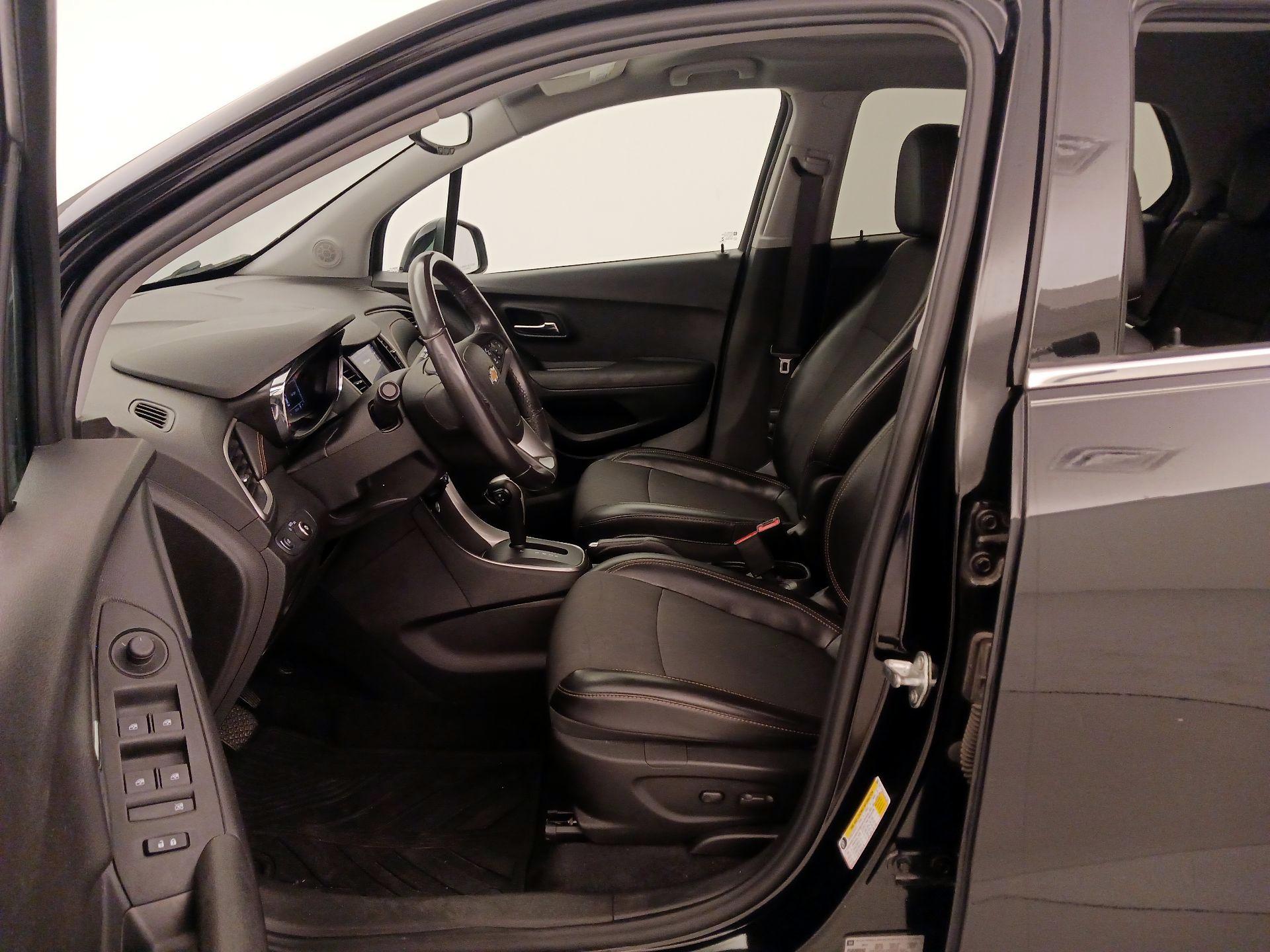 Thumbnail: 2020 Chevrolet Trax - 11
