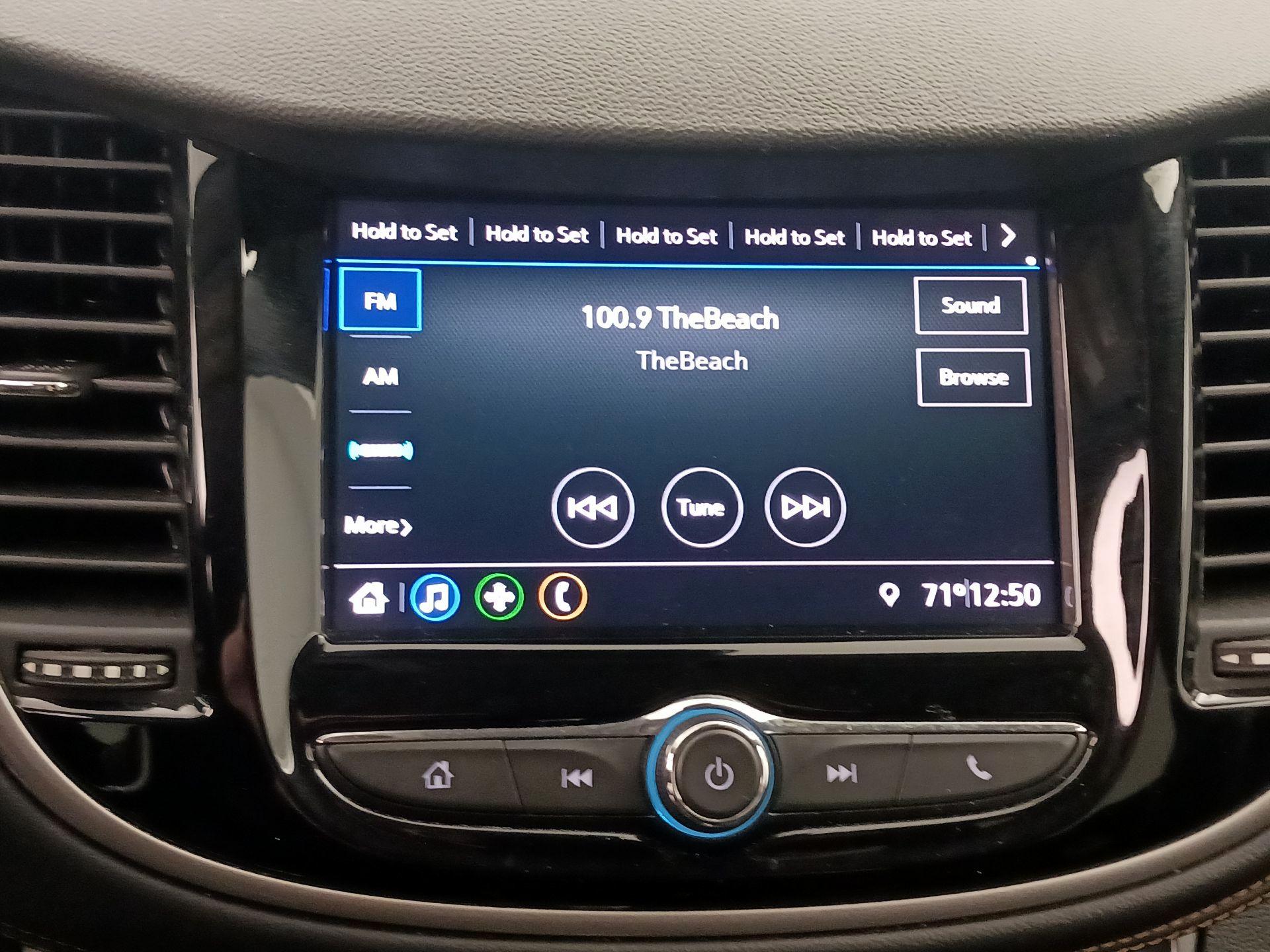 Thumbnail: 2020 Chevrolet Trax - 15