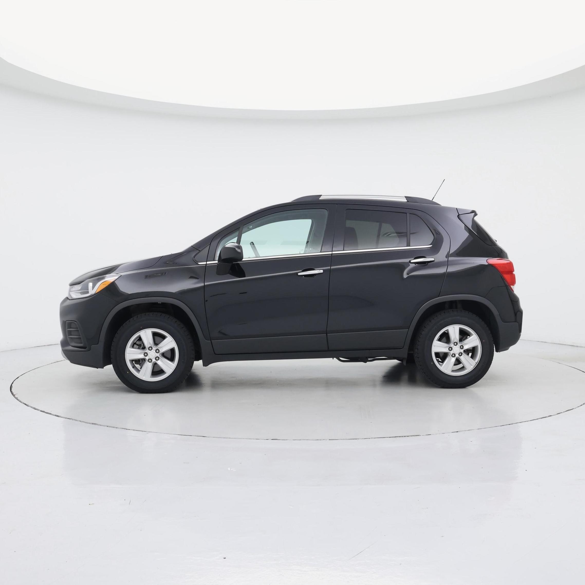 Thumbnail: 2020 Chevrolet Trax - 3