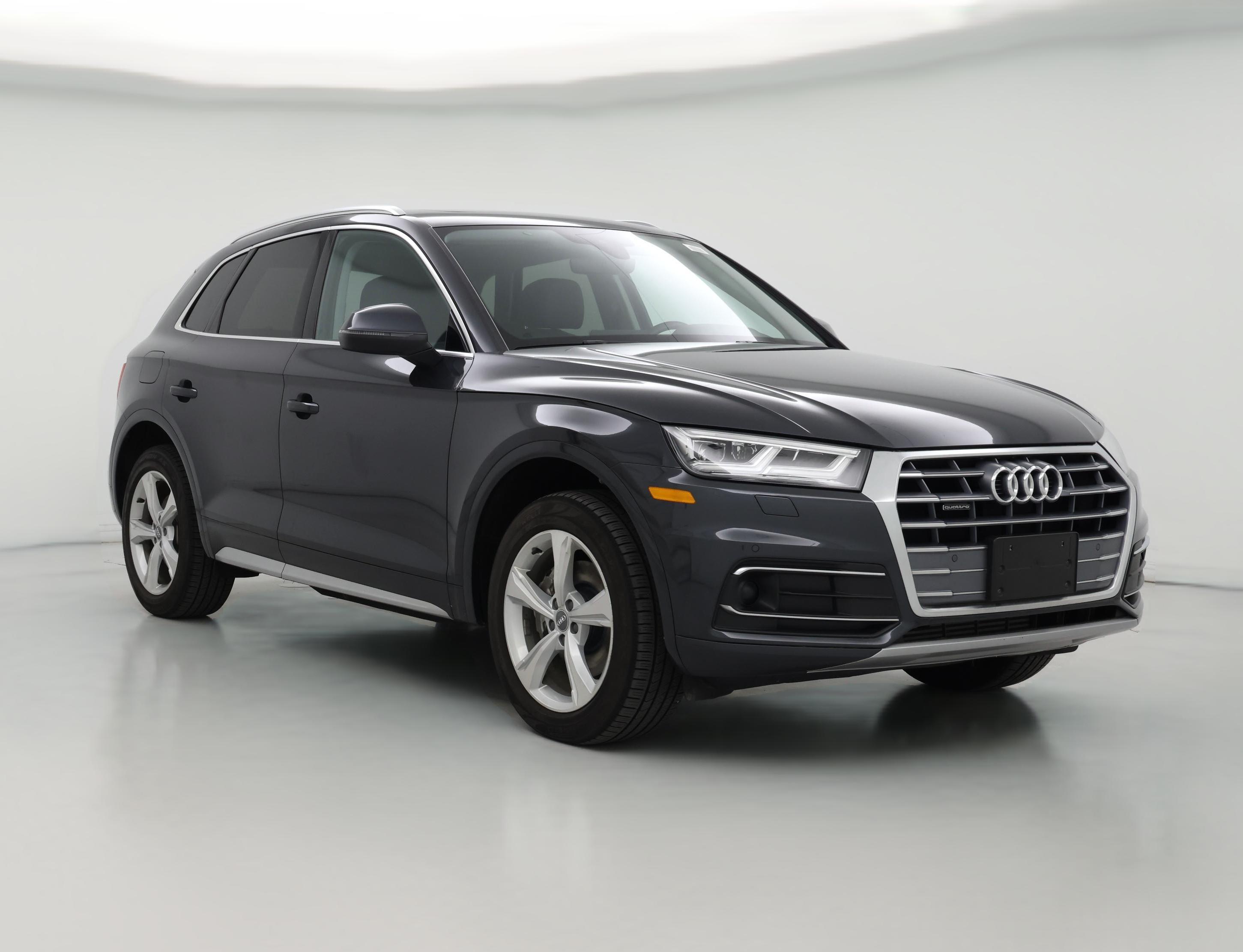 Thumbnail: 2020 Audi Q5 - 1