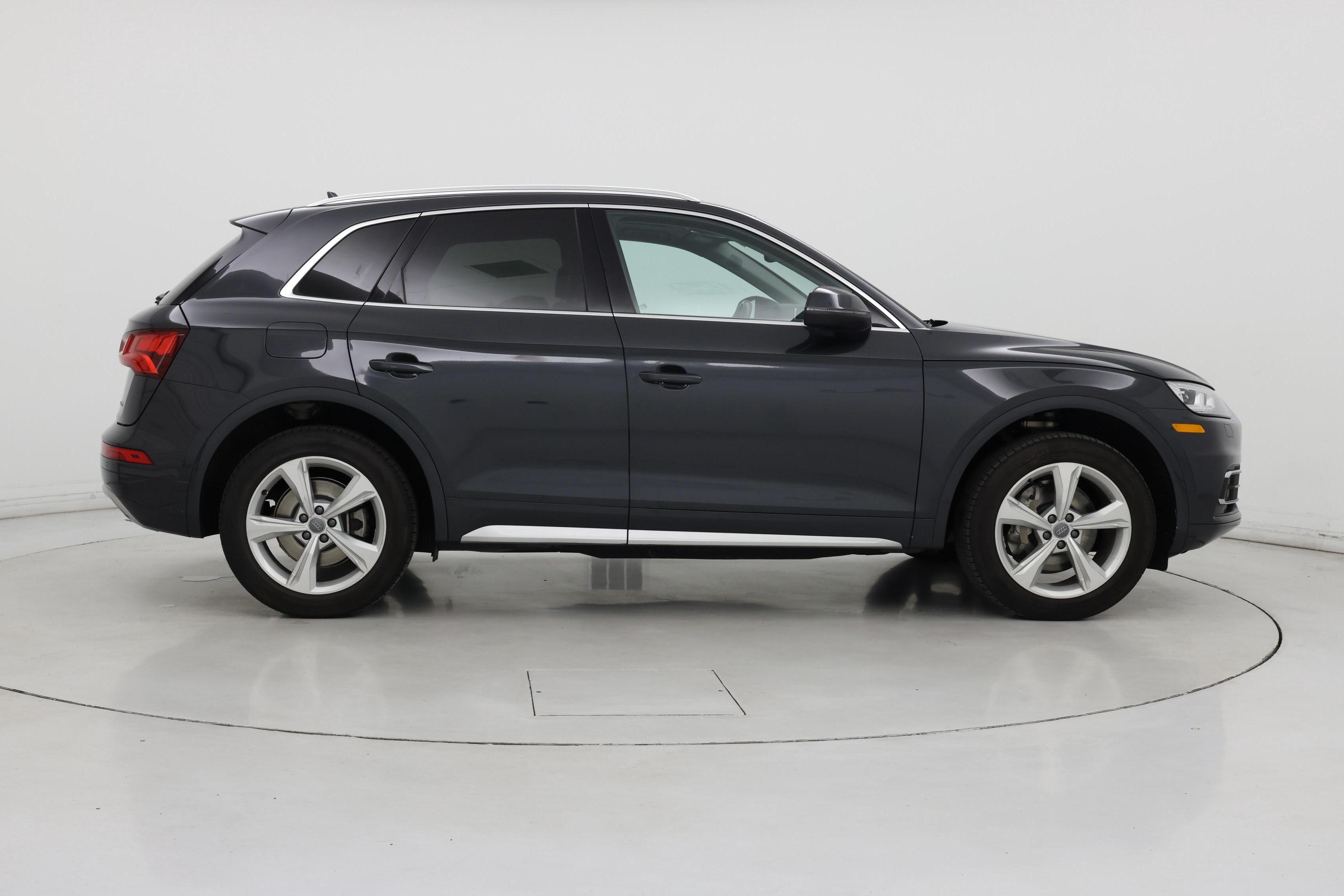 Thumbnail: 2020 Audi Q5 - 7