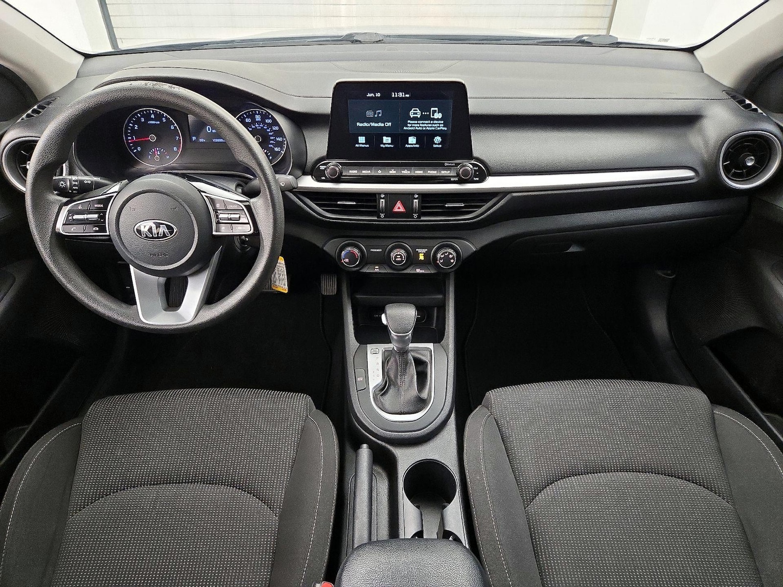 2021 Kia Forte LXS - Photo 10
