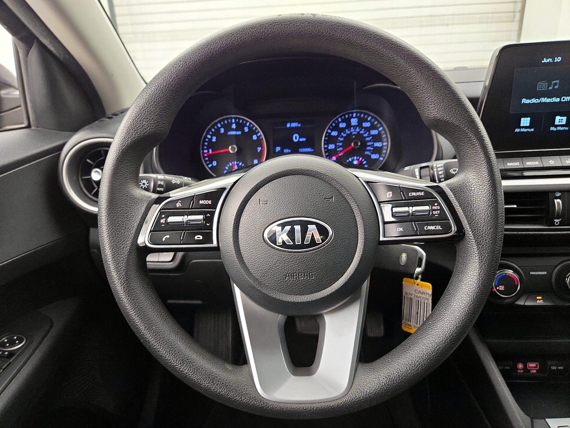 Thumbnail: 2021 Kia Forte - 10