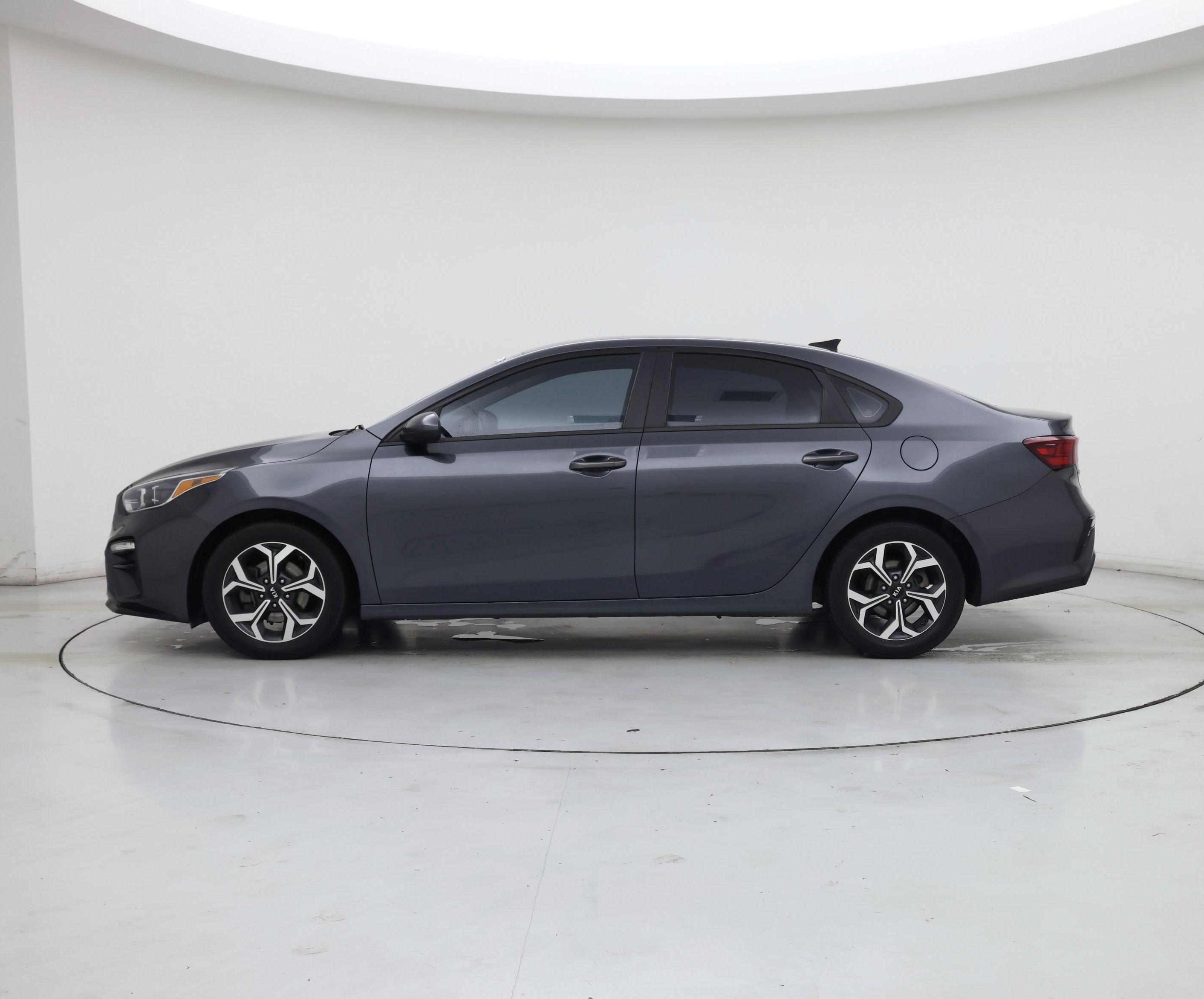 Thumbnail: 2021 Kia Forte - 3
