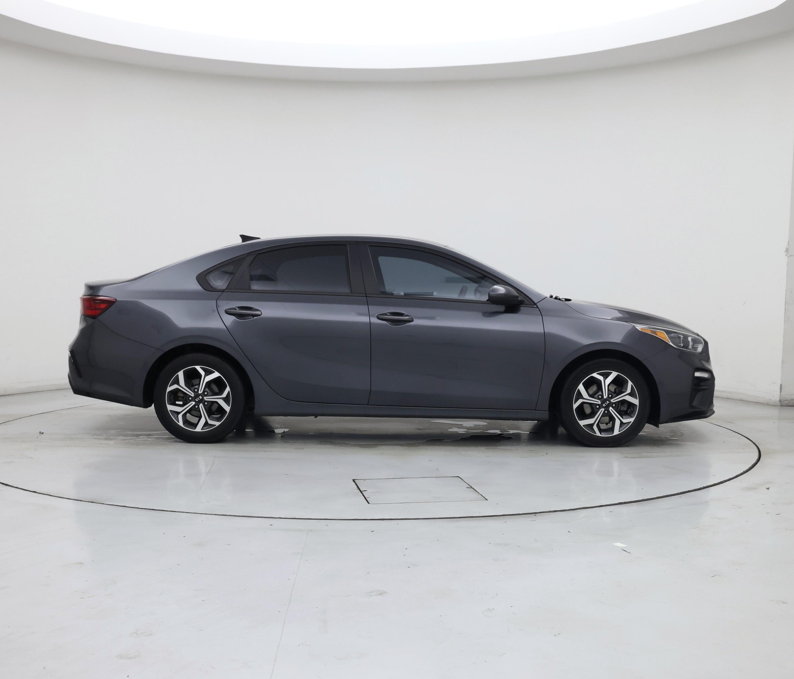 Thumbnail: 2021 Kia Forte - 7