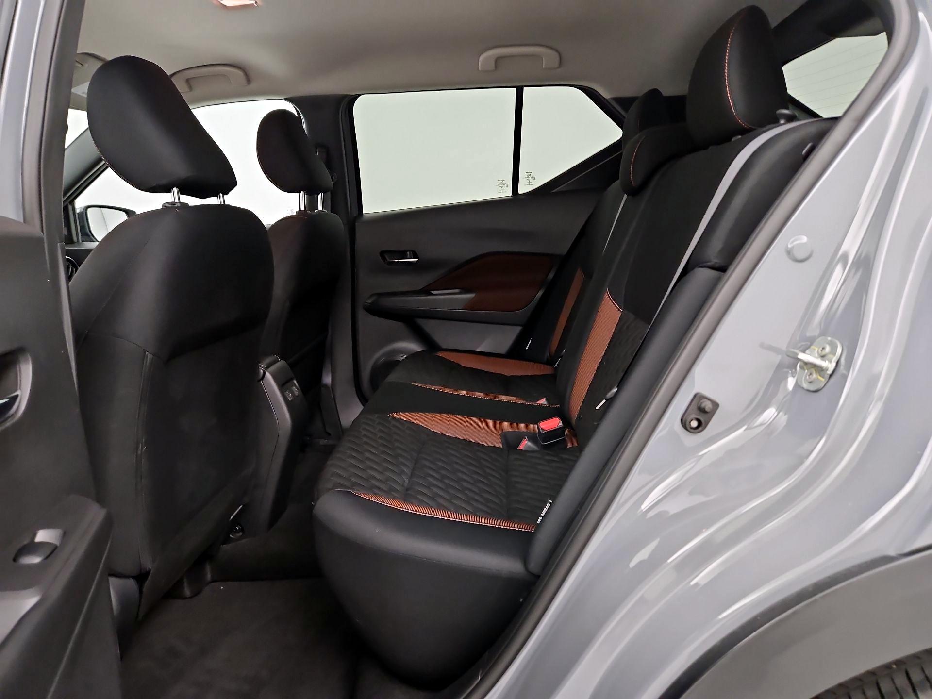 Thumbnail: 2021 Nissan Kicks - 18