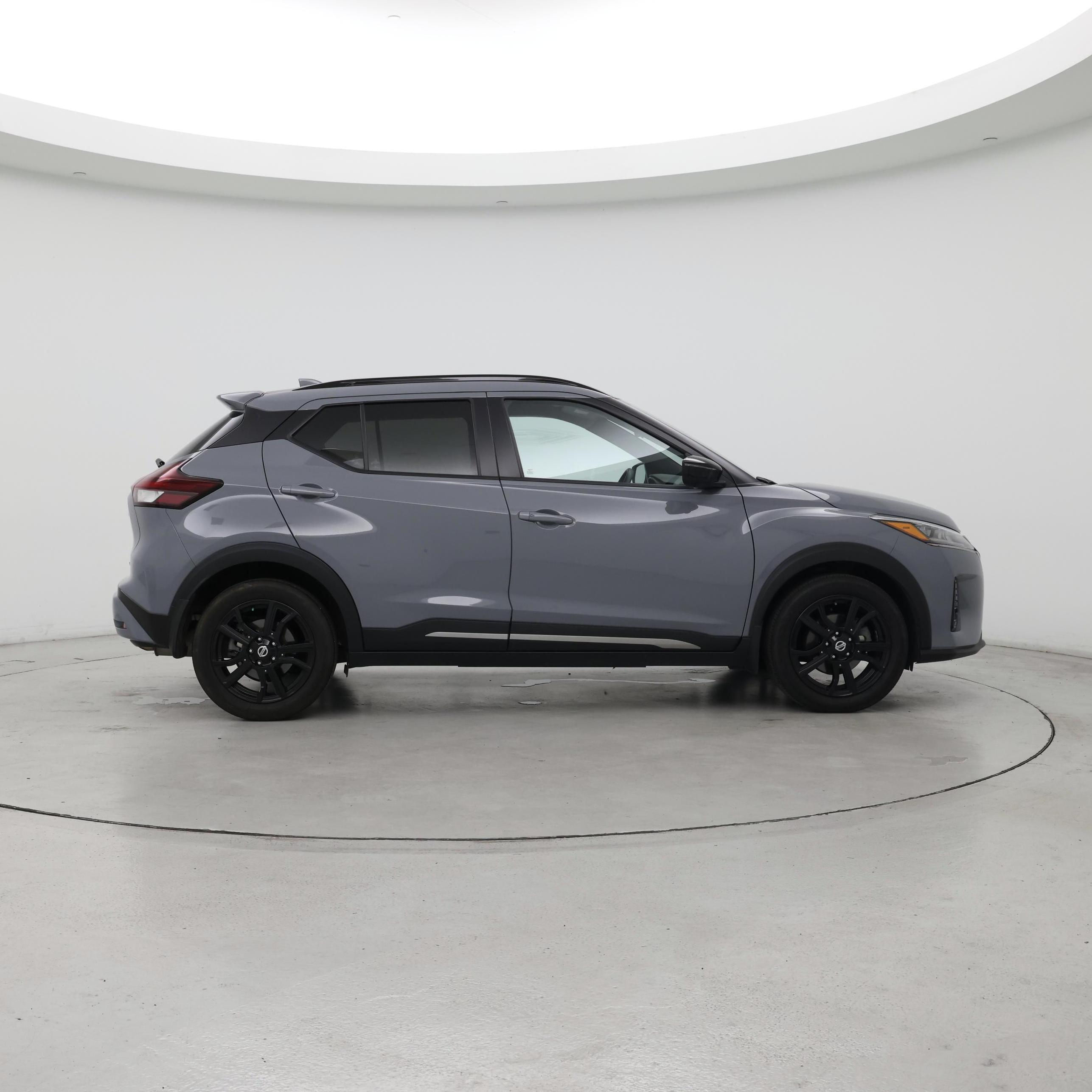 Thumbnail: 2021 Nissan Kicks - 7