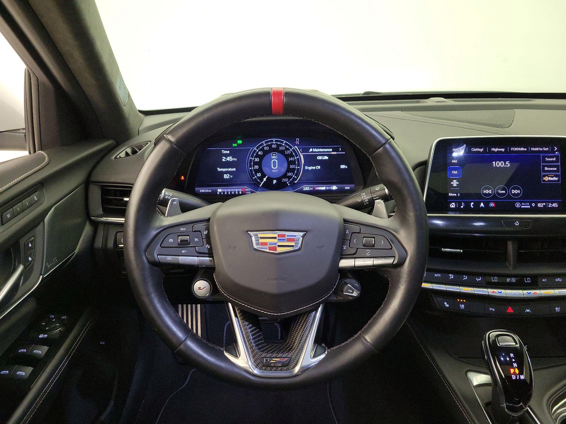 Thumbnail: 2023 Cadillac CT4 - 10