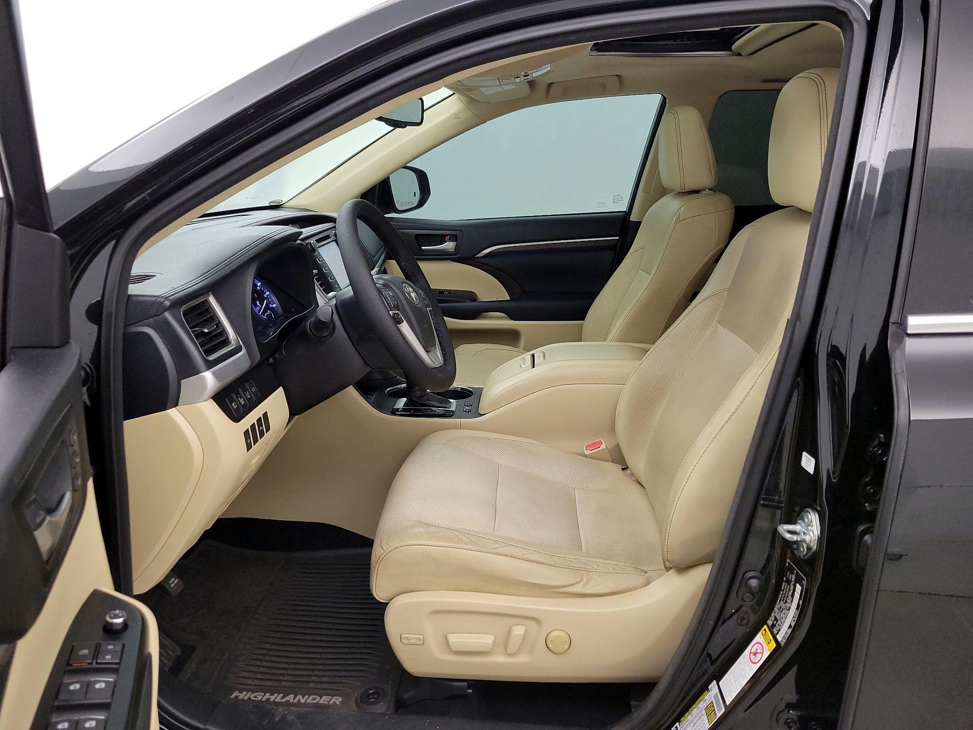 Thumbnail: 2014 Toyota Highlander - 11