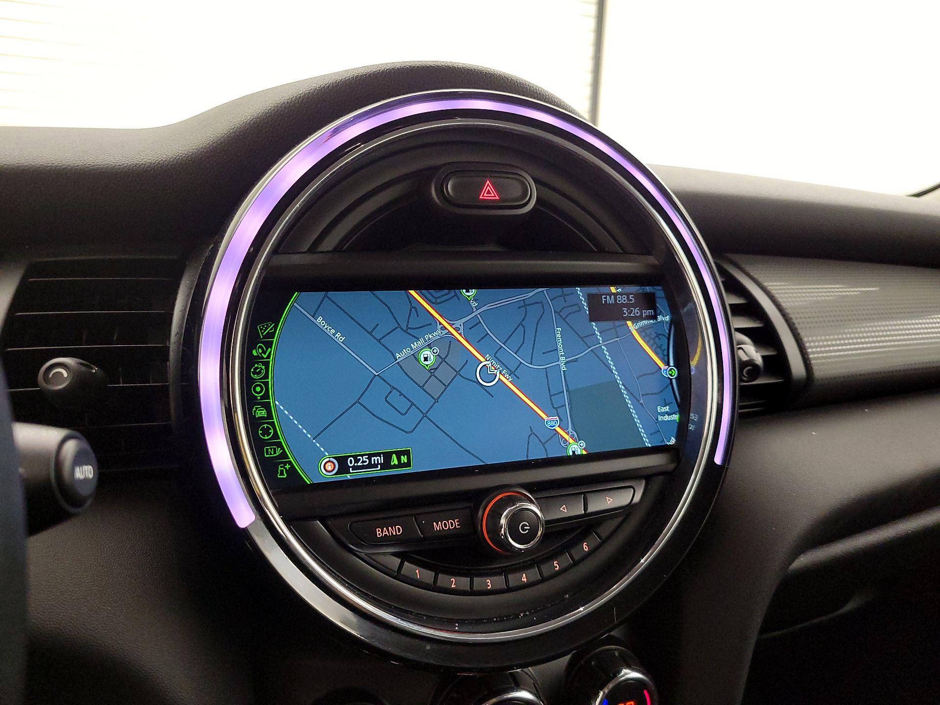 Thumbnail: 2016 MINI Cooper Hardtop - 14