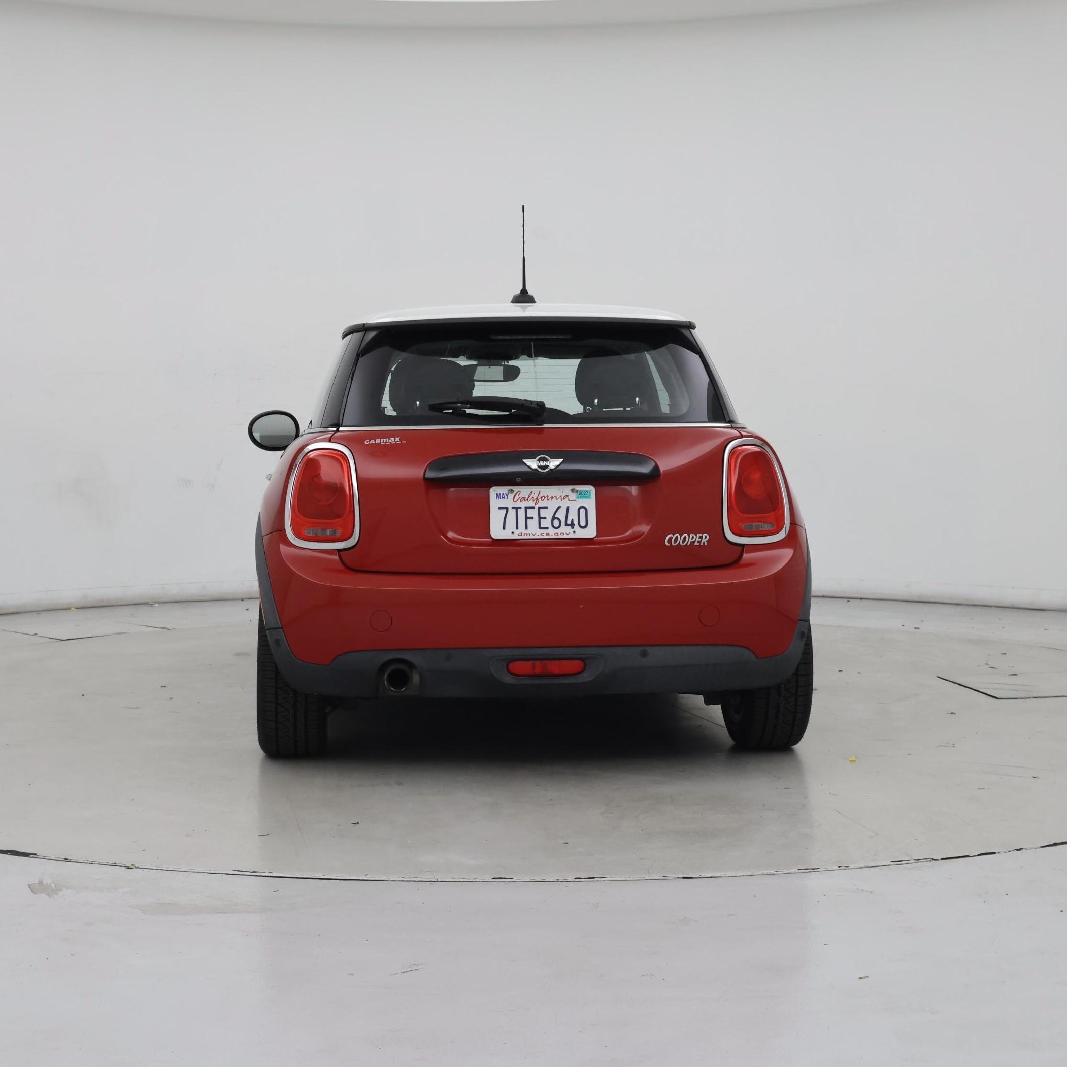 Thumbnail: 2016 MINI Cooper Hardtop - 6