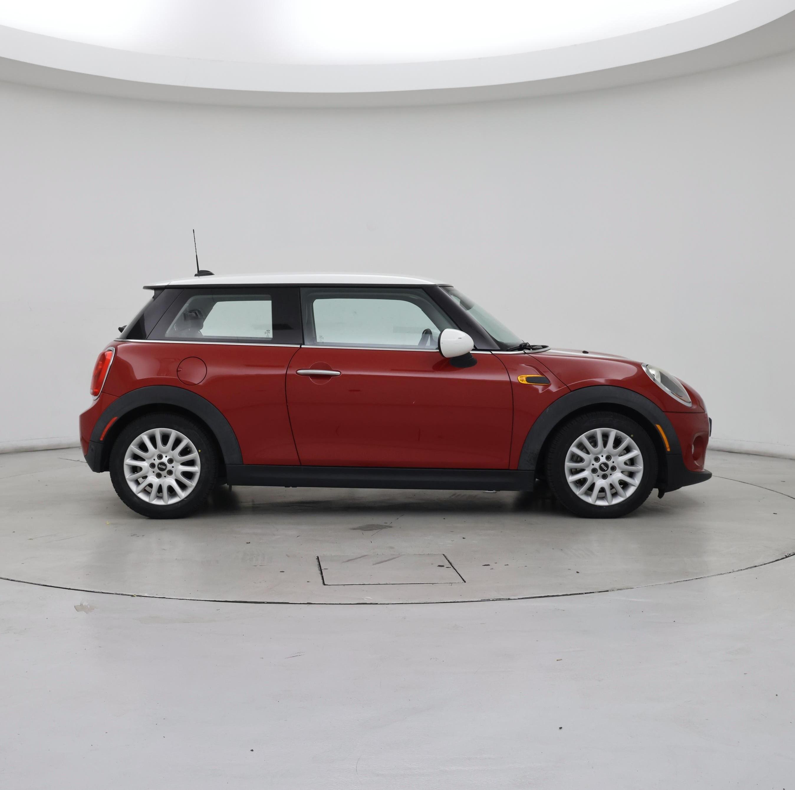 Thumbnail: 2016 MINI Cooper Hardtop - 7