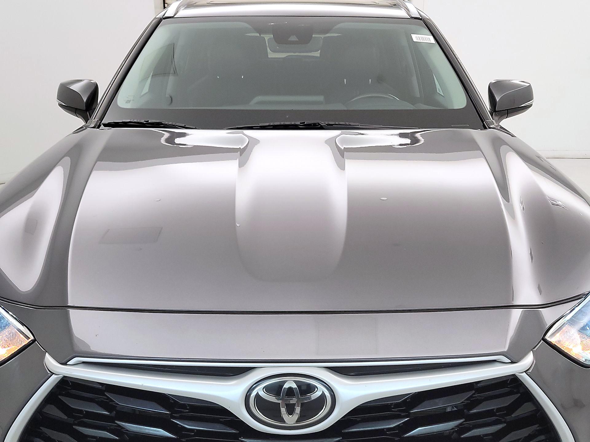 Thumbnail: 2021 Toyota Highlander - 2