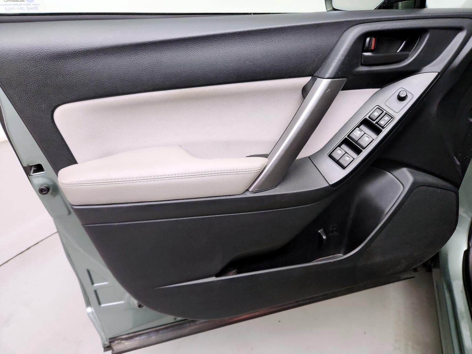 2016 Subaru Forester i Premium - Photo 13