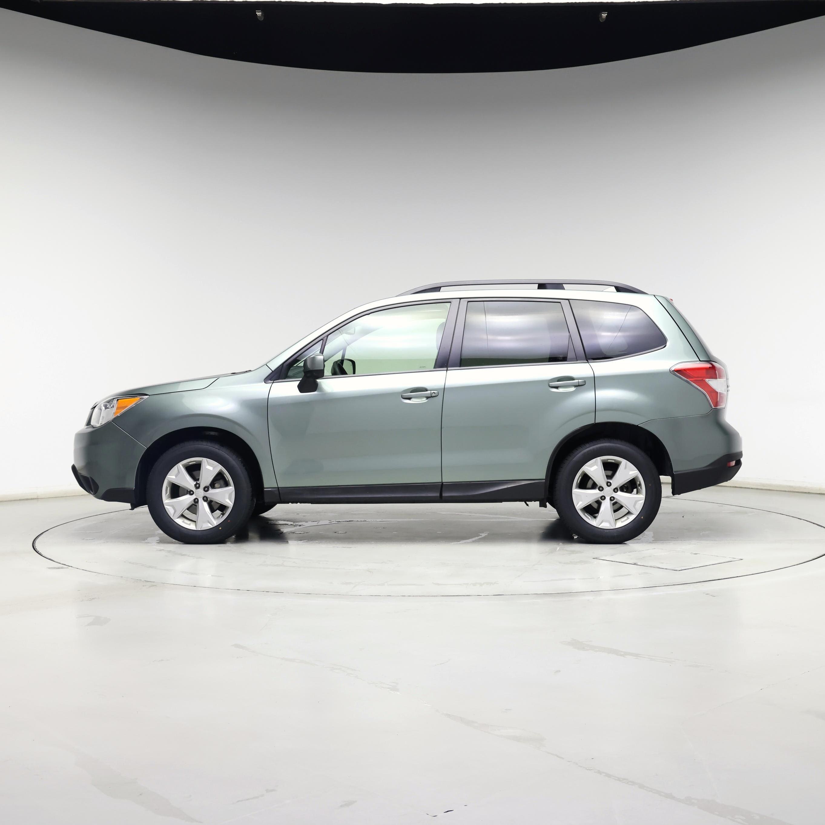 Thumbnail: 2016 Subaru Forester - 3