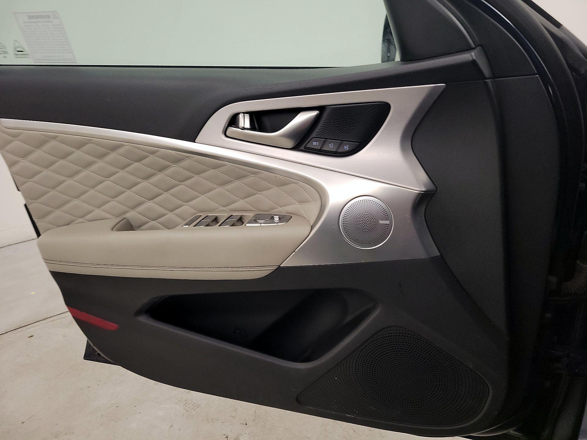 Thumbnail: 2019 Genesis G70 - 12