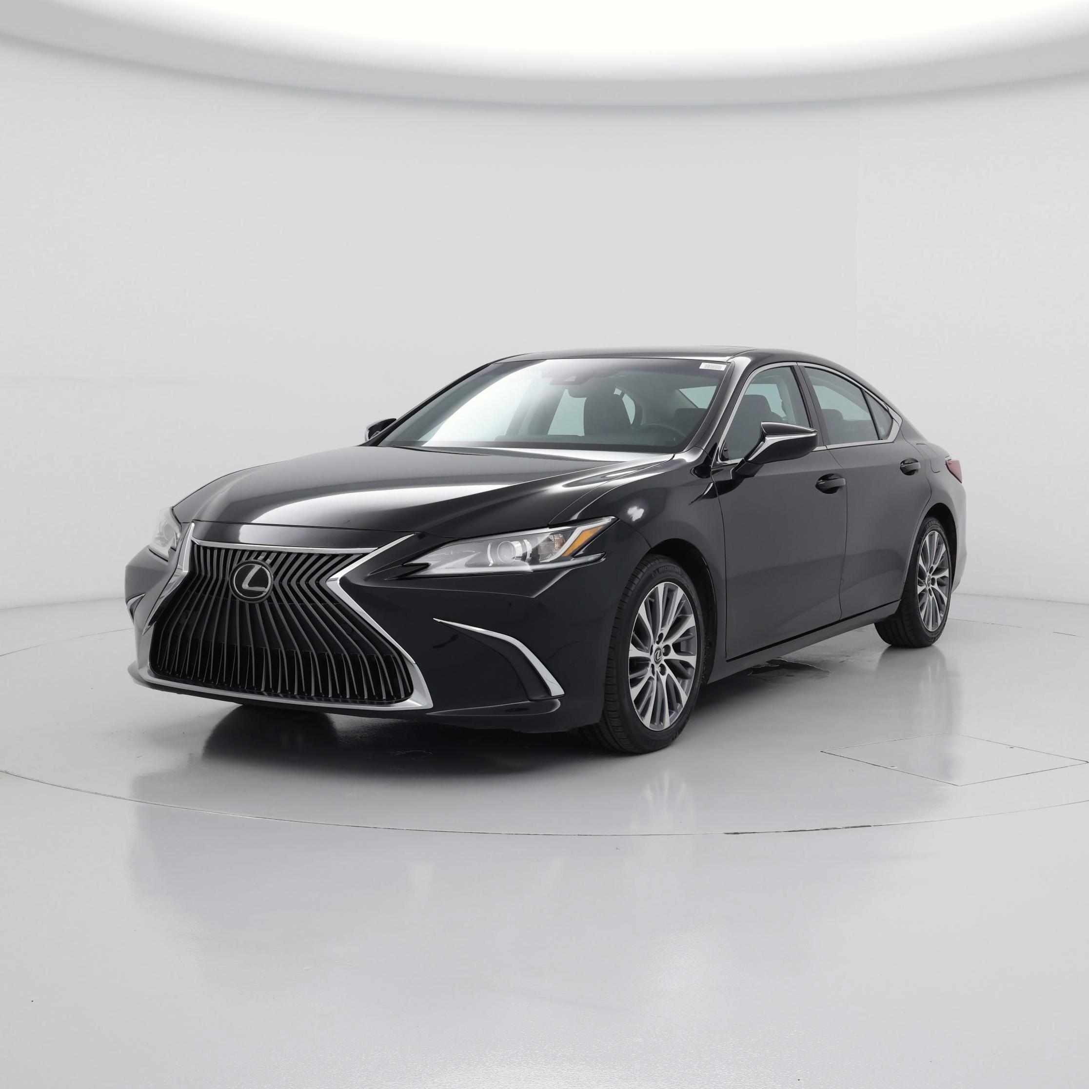 Thumbnail: 2019 Lexus ES - 4