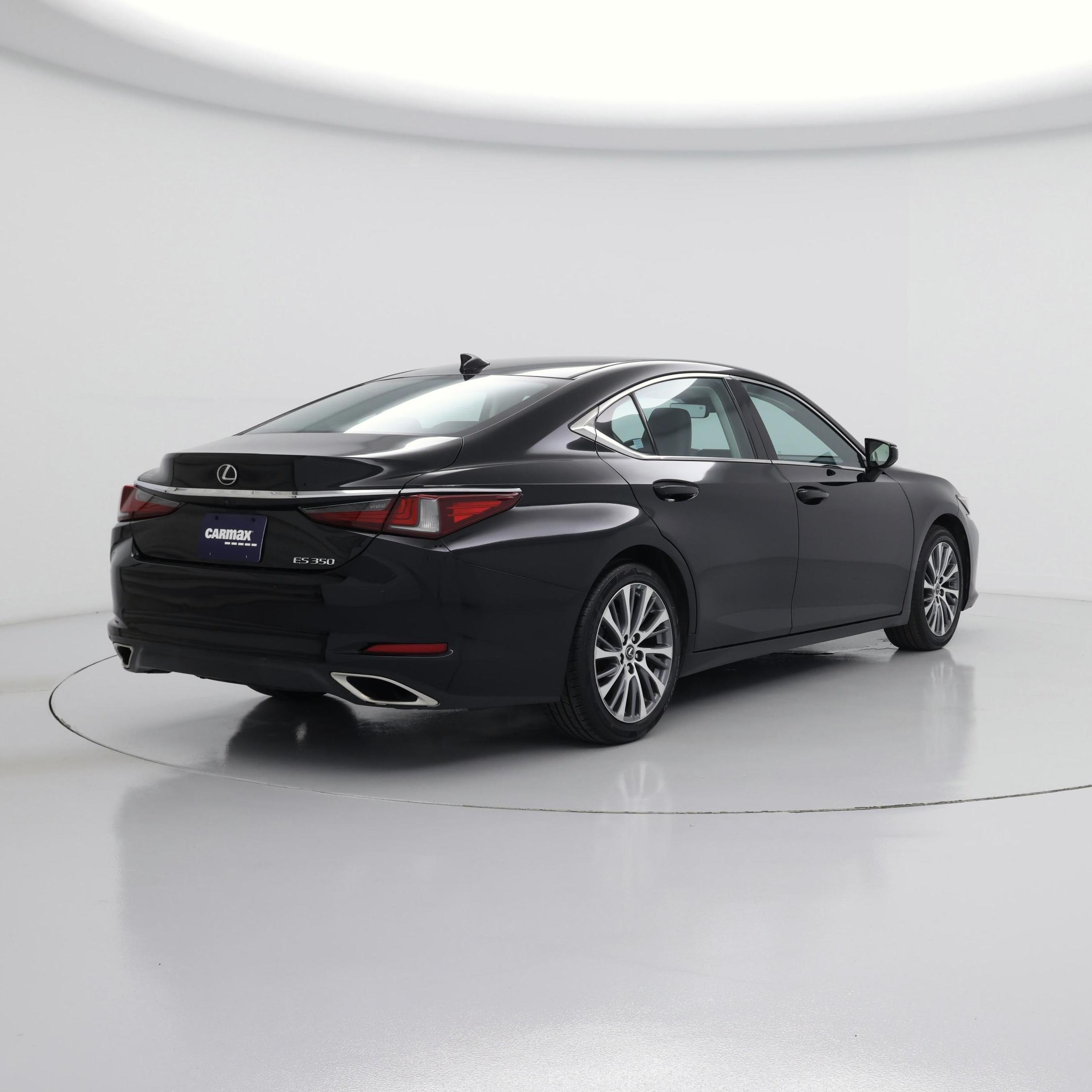 Thumbnail: 2019 Lexus ES - 8