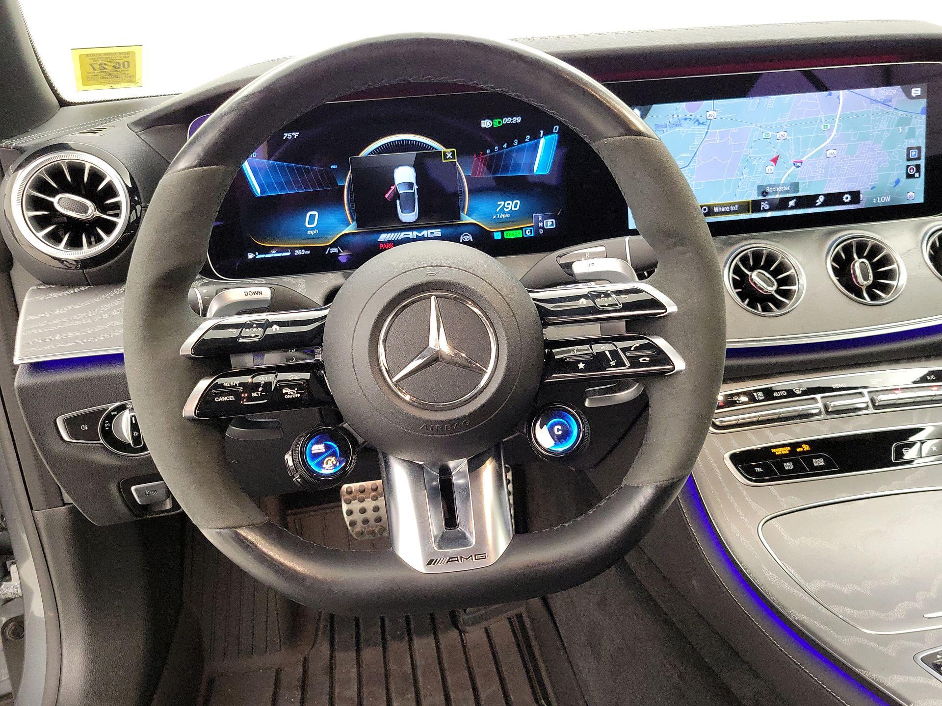 Thumbnail: 2021 Mercedes-Benz E-Class - 10