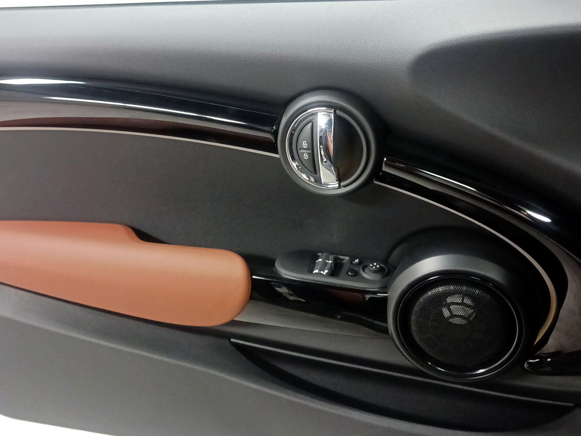 Thumbnail: 2023 MINI Cooper Hardtop - 12