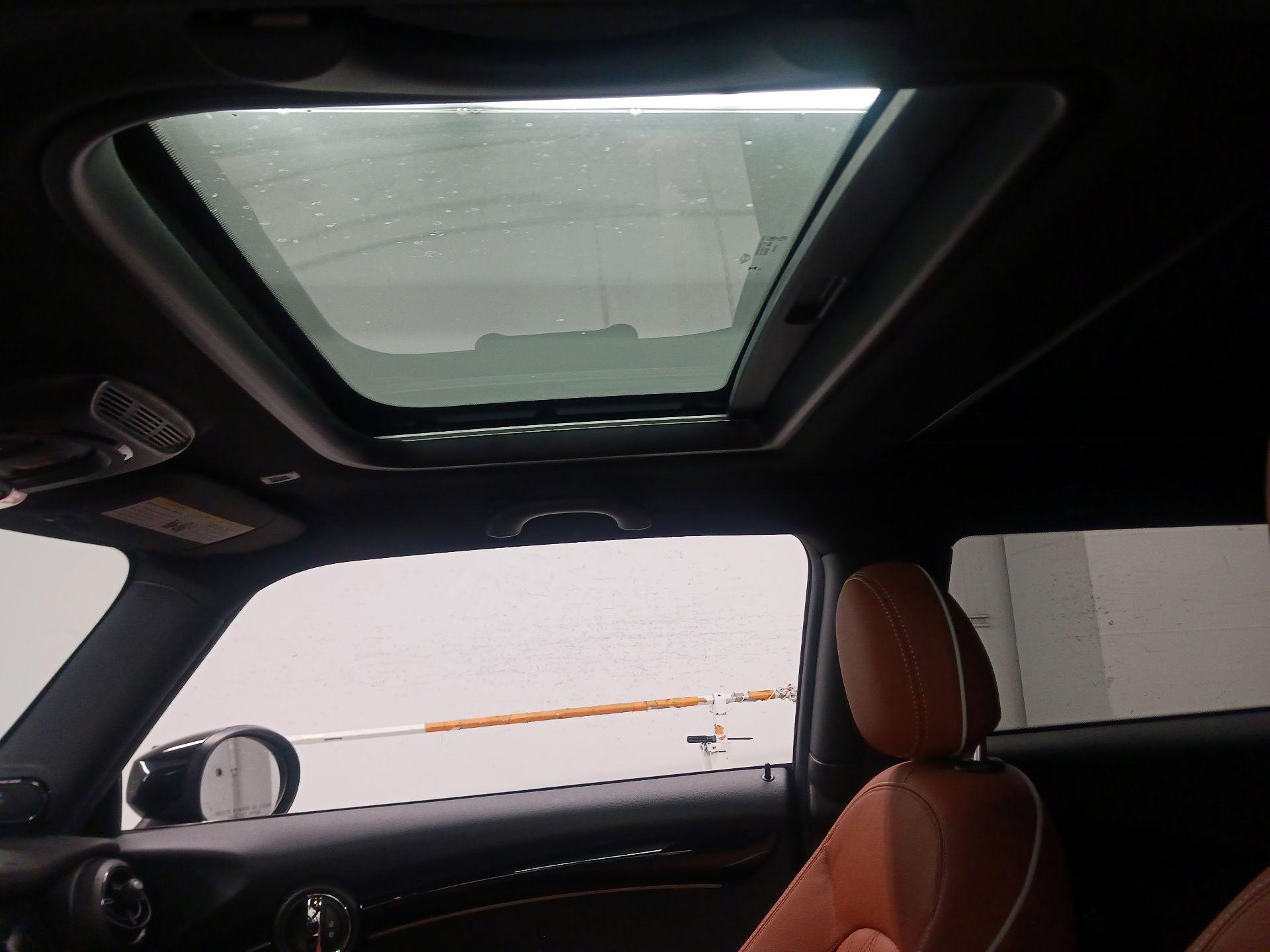 Thumbnail: 2023 MINI Cooper Hardtop - 20