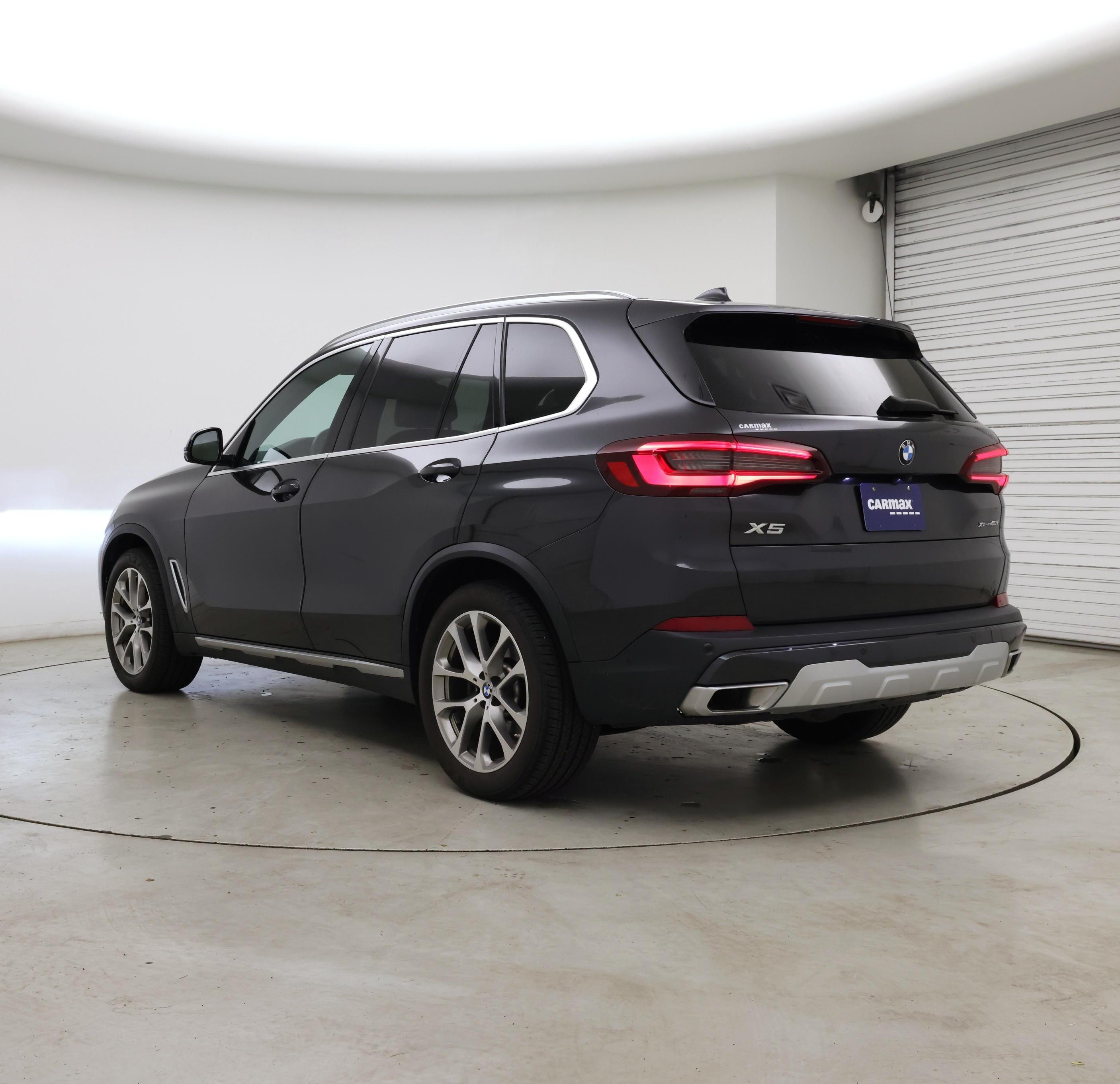 Thumbnail: 2021 BMW X5 - 2