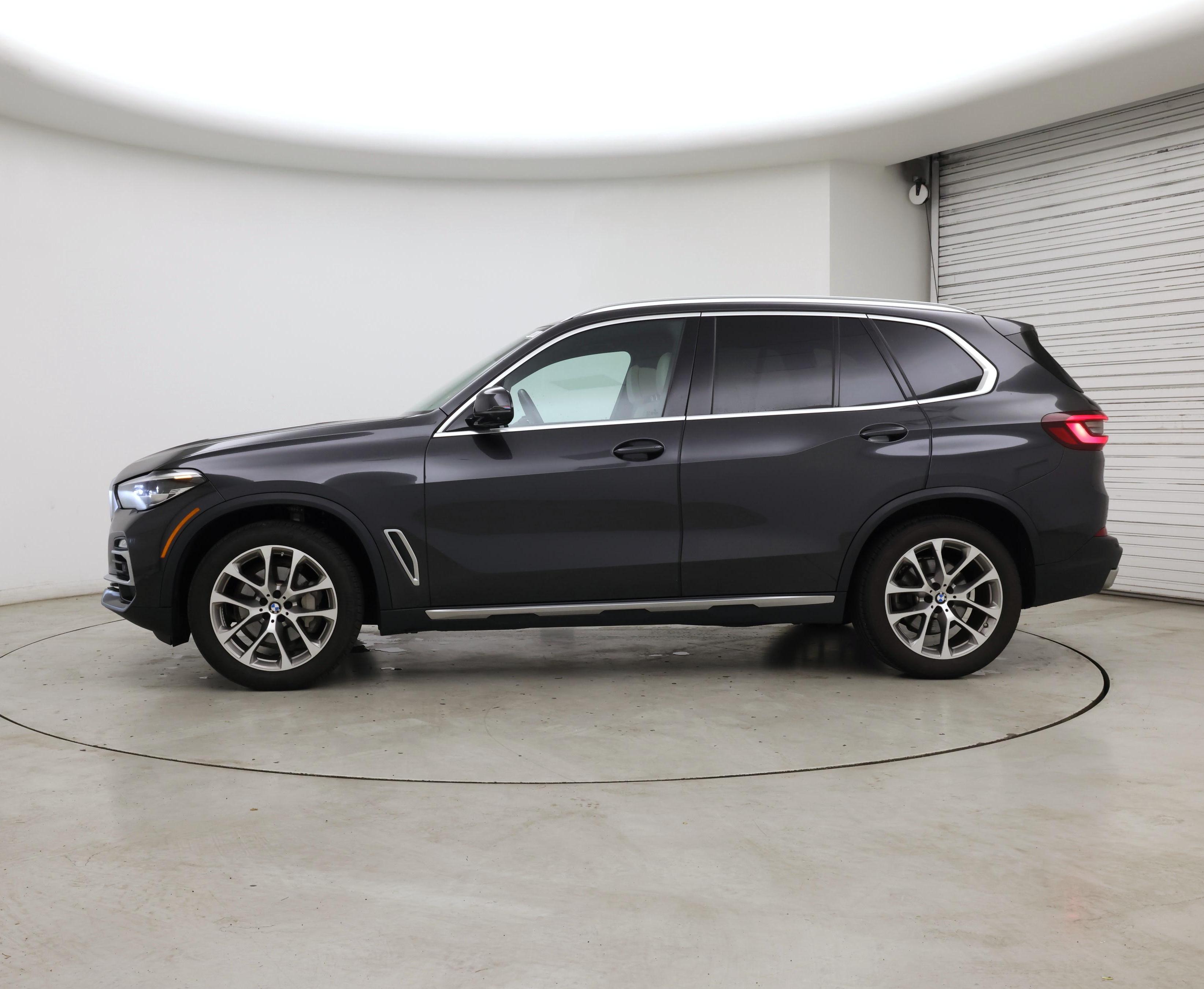 Thumbnail: 2021 BMW X5 - 3