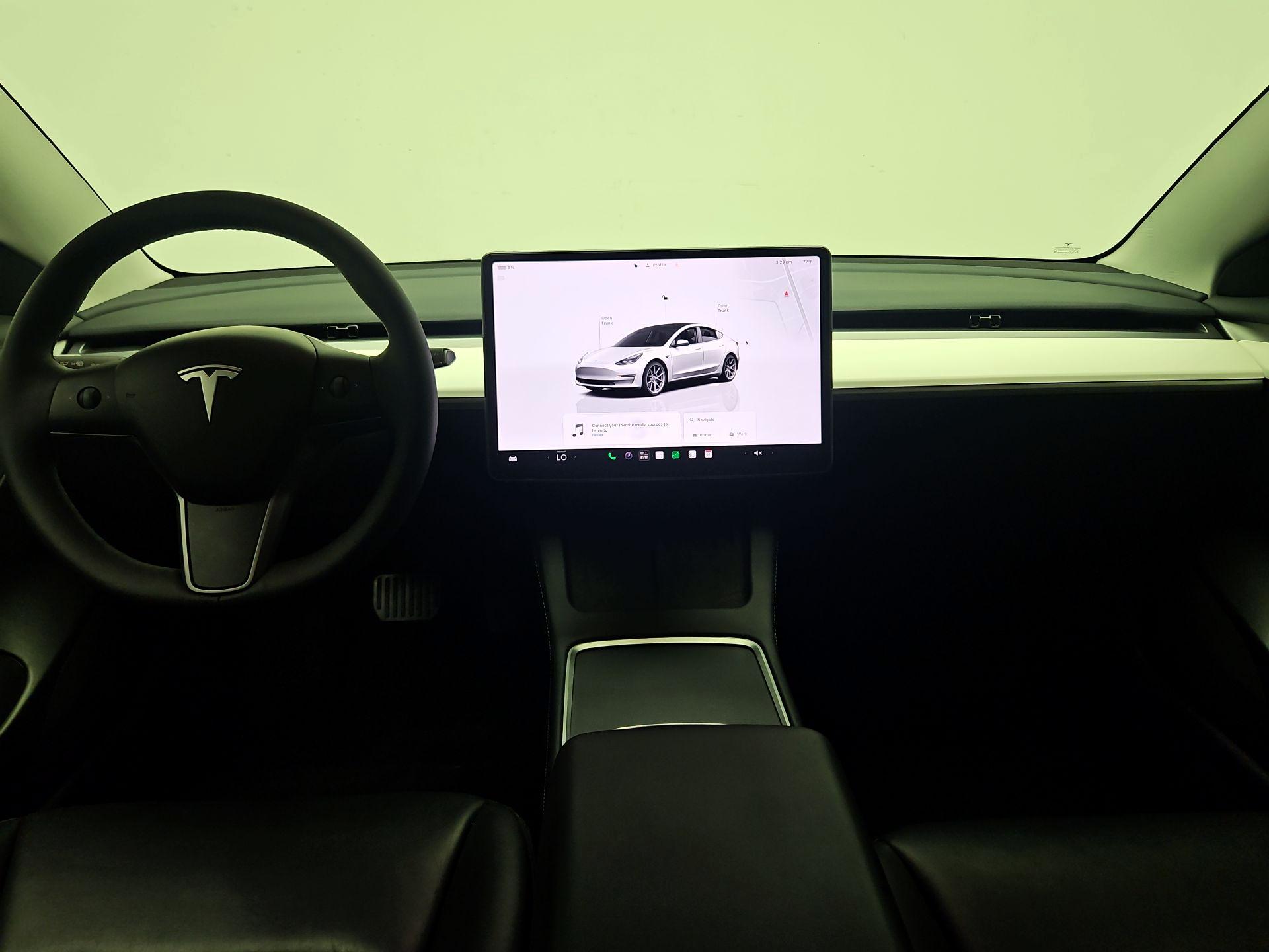 Thumbnail: 2023 Tesla Model 3 - 9