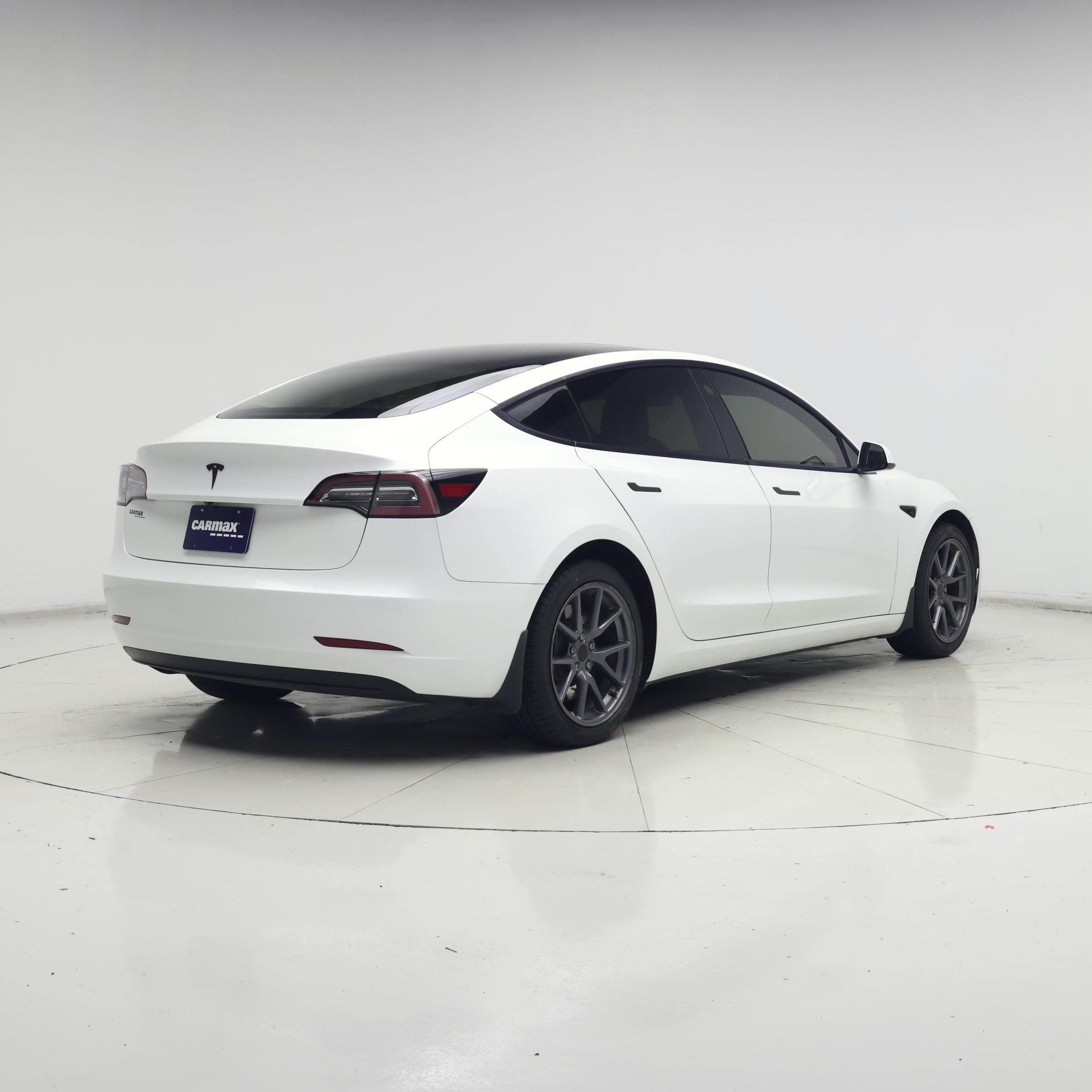 Thumbnail: 2023 Tesla Model 3 - 8