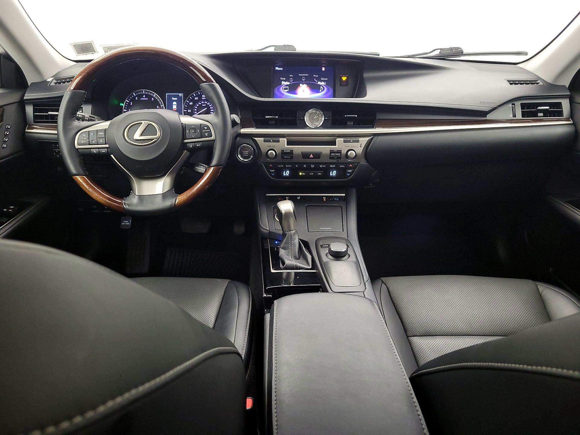 Thumbnail: 2018 Lexus ES - 9