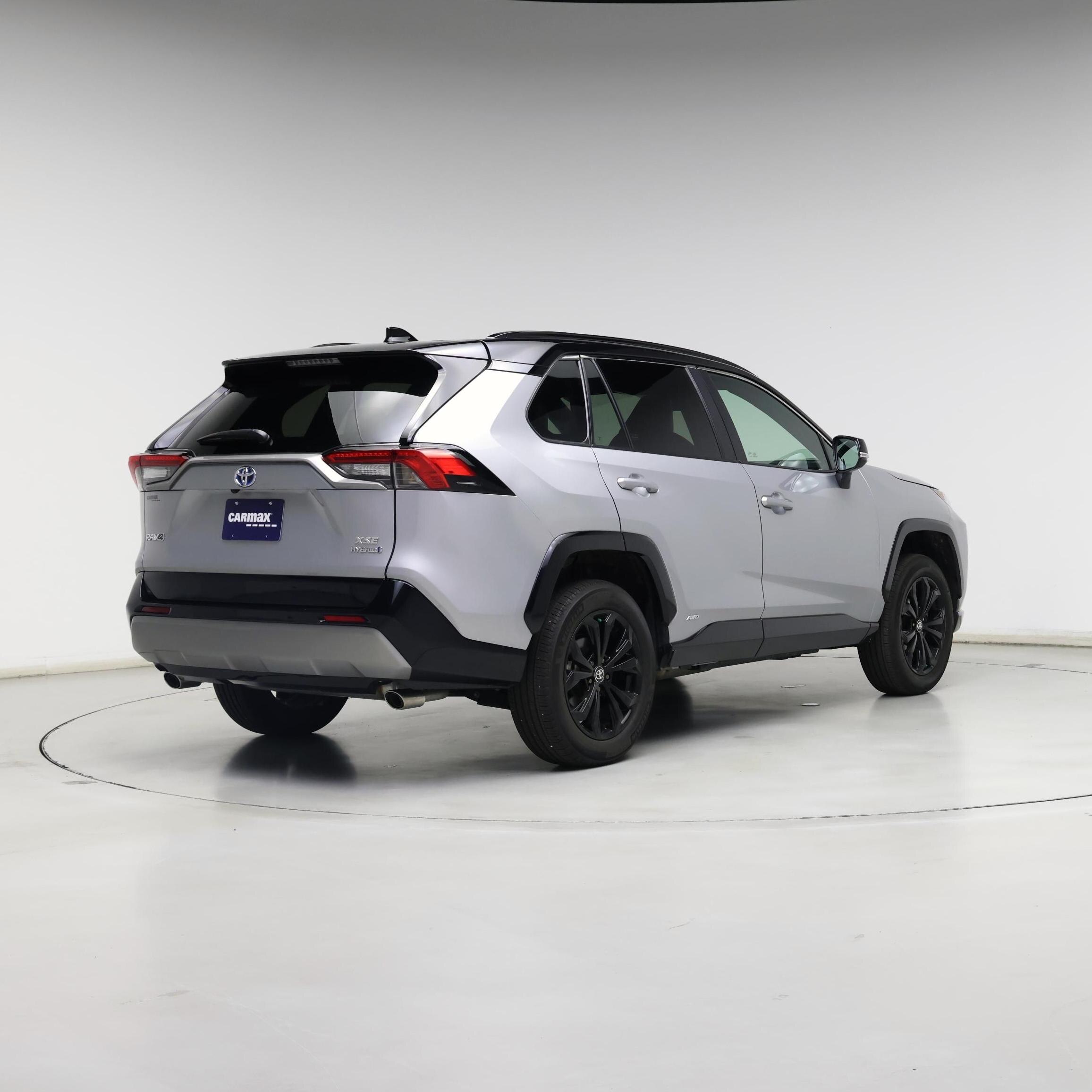 Thumbnail: 2024 Toyota RAV4 - 8