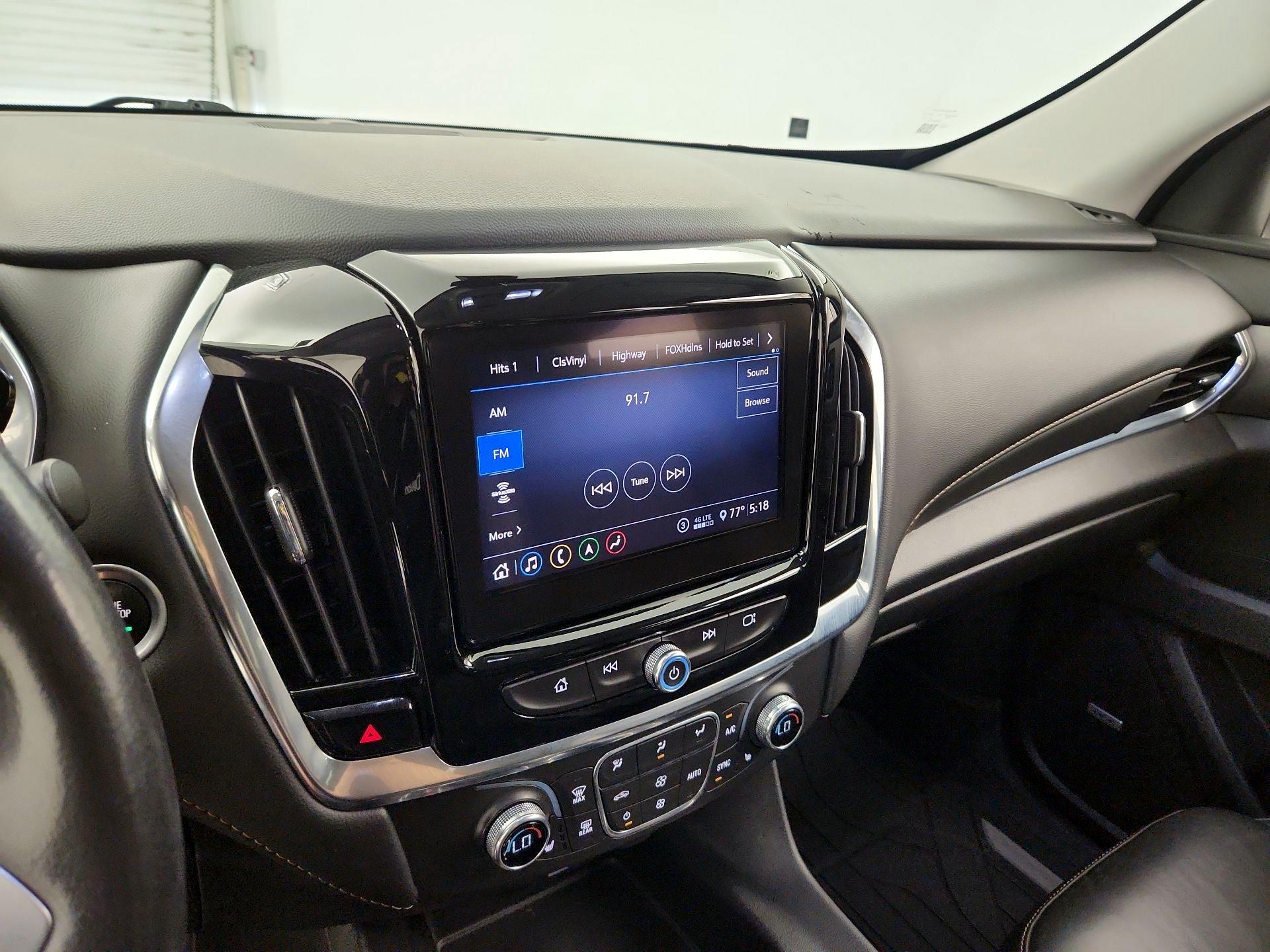 Thumbnail: 2021 Chevrolet Traverse - 16
