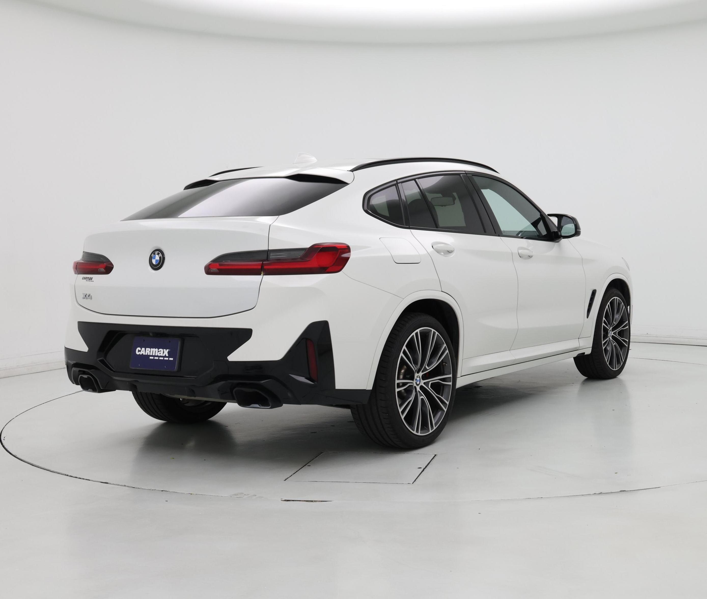 Thumbnail: 2024 BMW X4 - 8