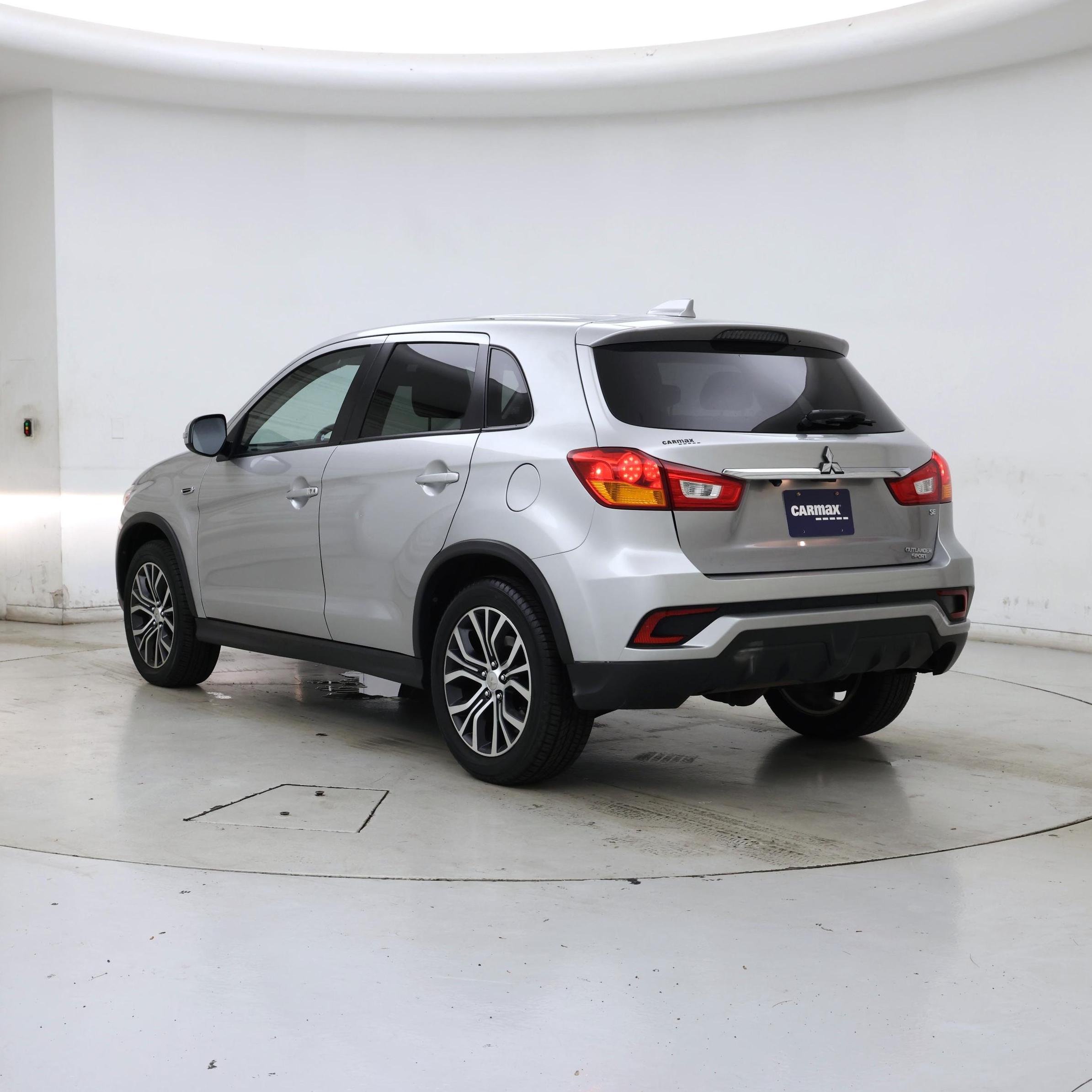 Thumbnail: 2018 Mitsubishi Outlander Sport - 2