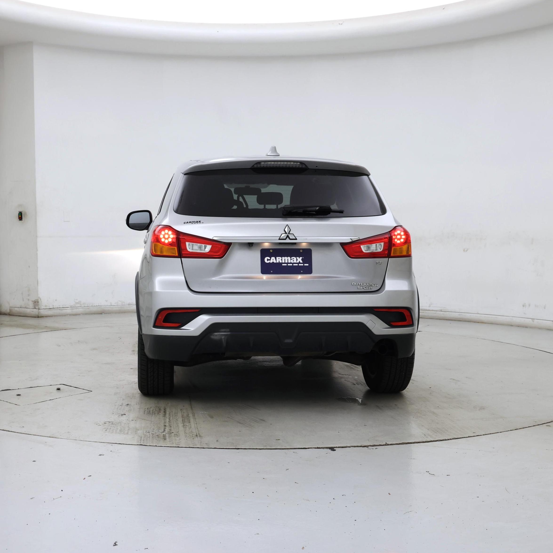 Thumbnail: 2018 Mitsubishi Outlander Sport - 6