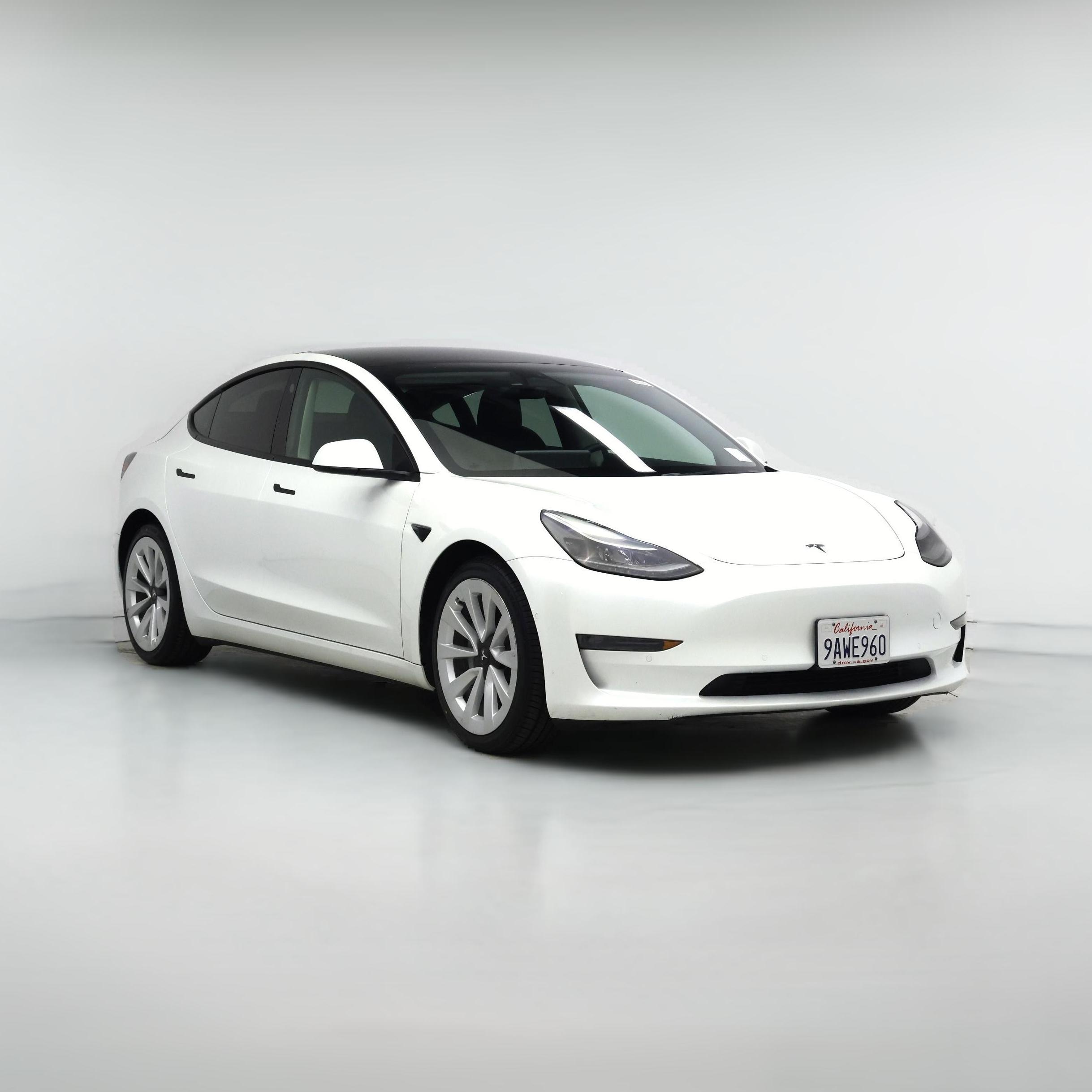 Thumbnail: 2022 Tesla Model 3 - 1