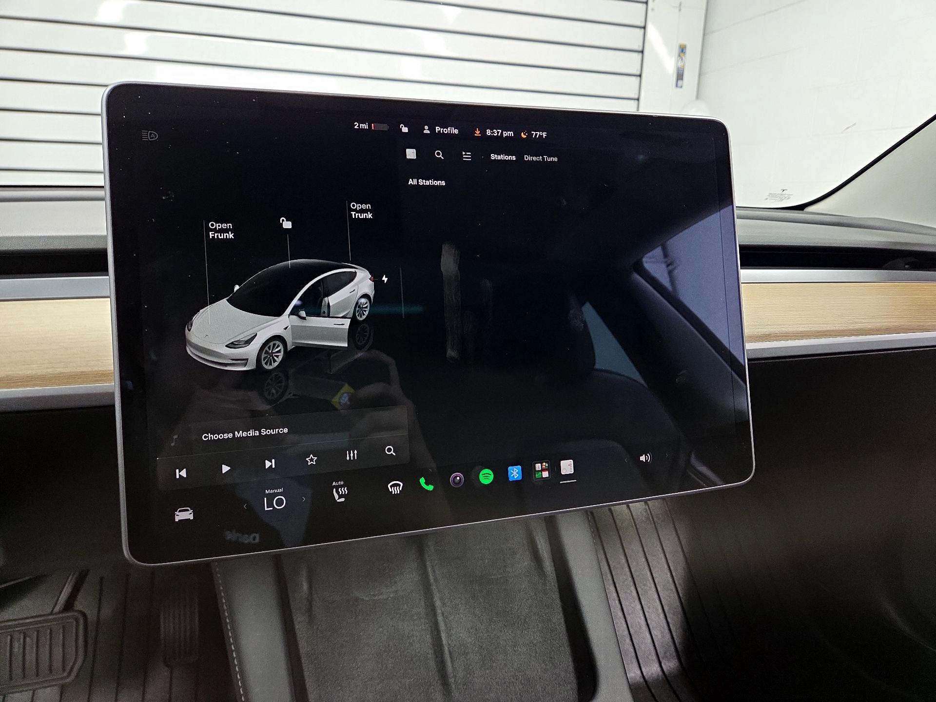 Thumbnail: 2022 Tesla Model 3 - 13