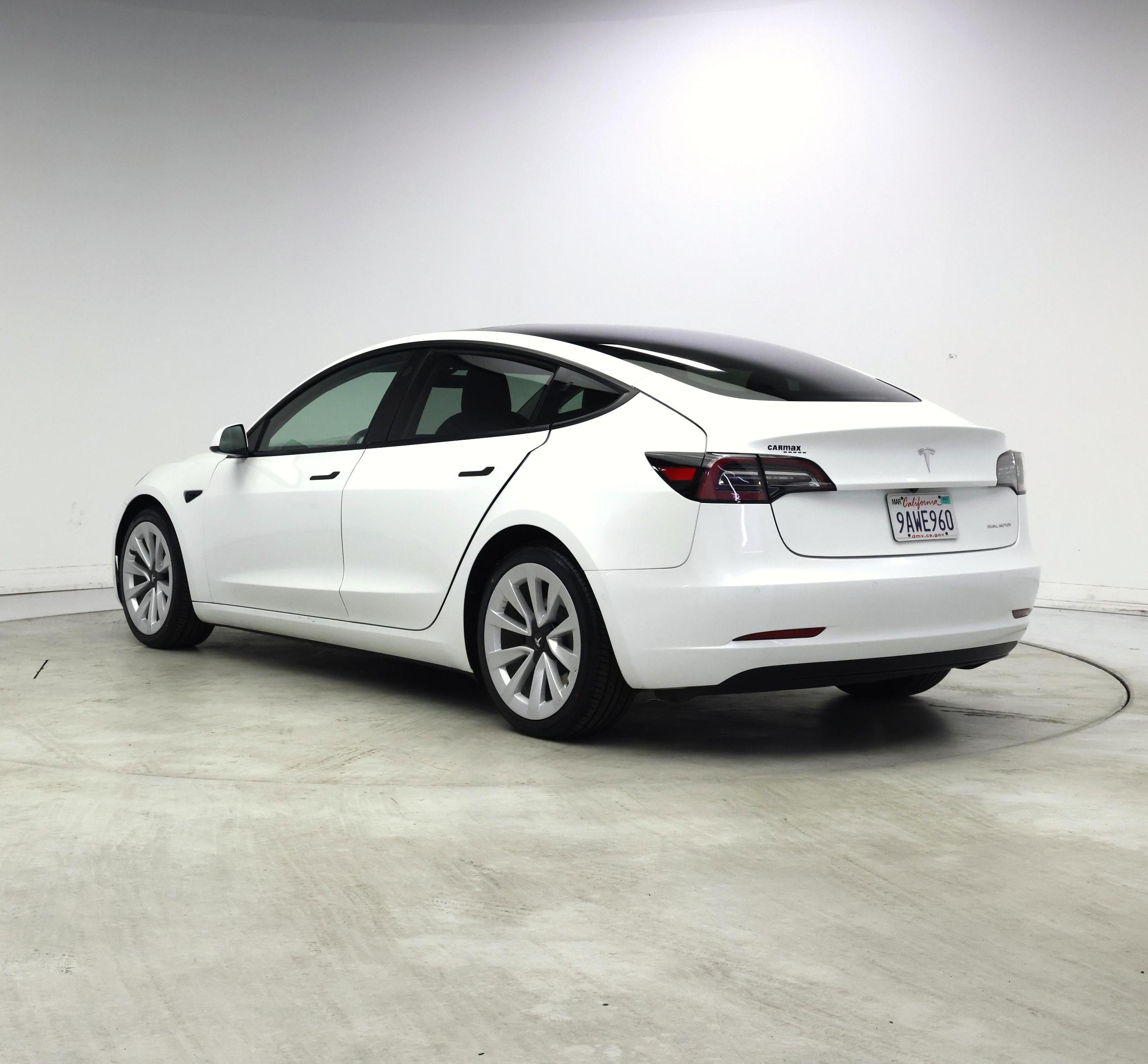 Thumbnail: 2022 Tesla Model 3 - 2
