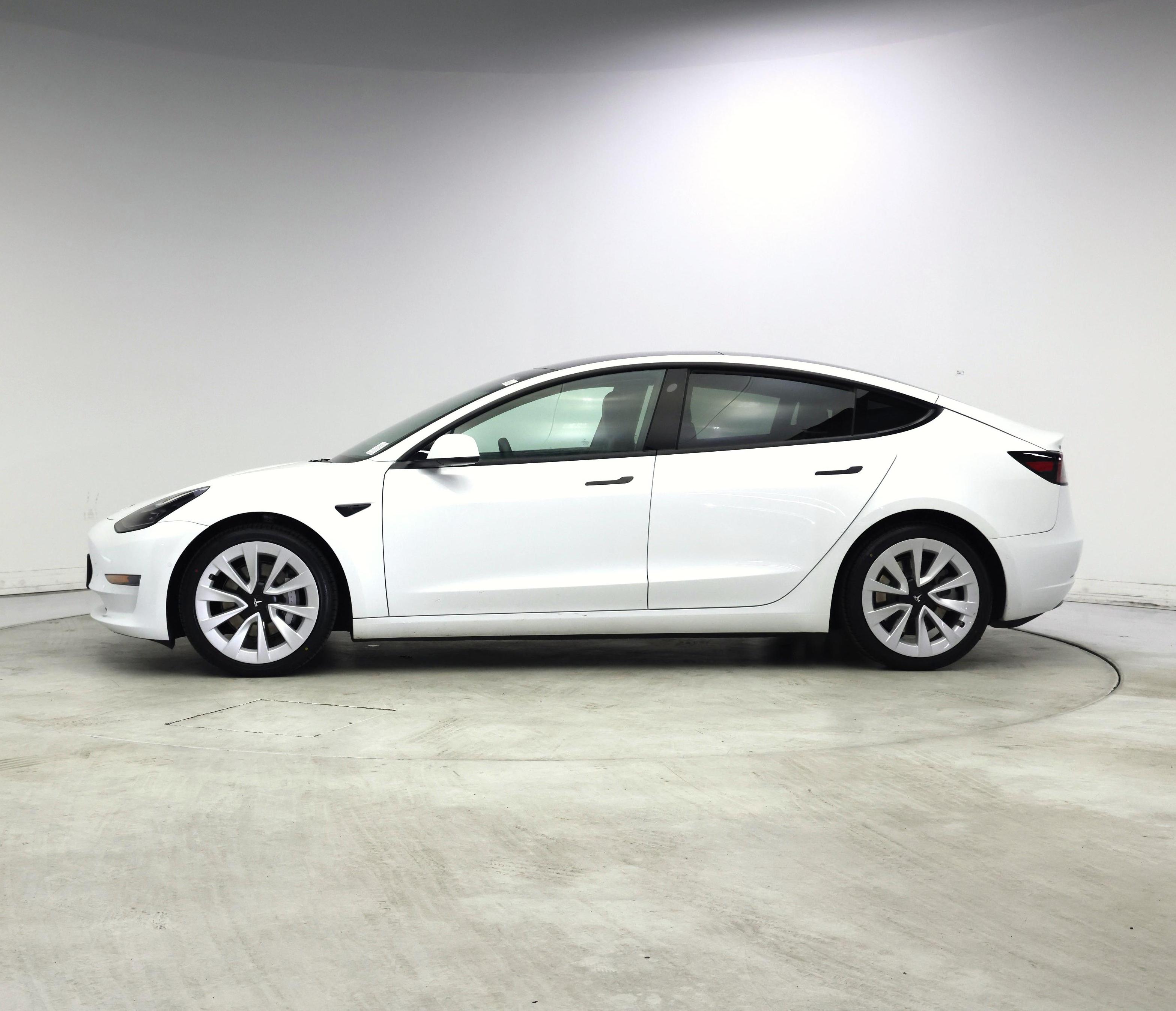 Thumbnail: 2022 Tesla Model 3 - 3