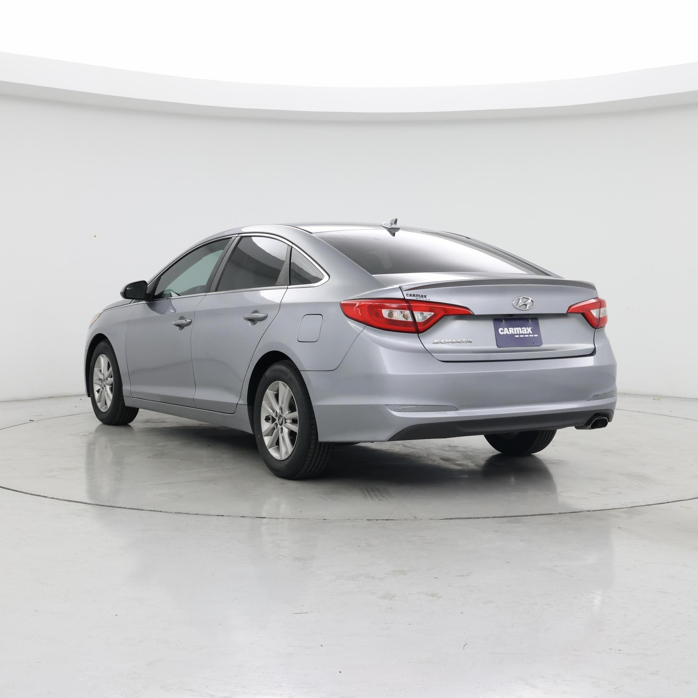 Thumbnail: 2016 Hyundai Sonata - 2