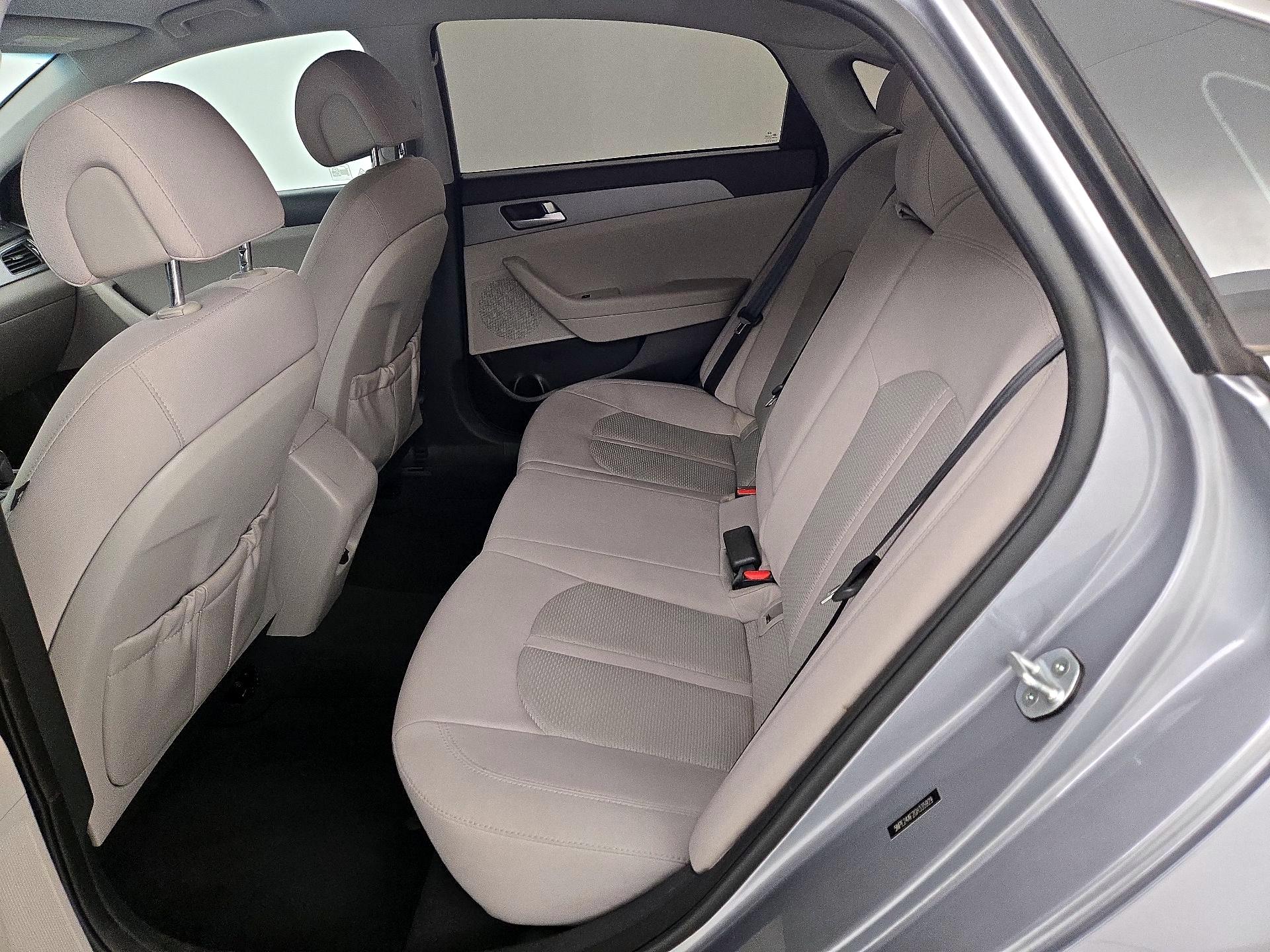 Thumbnail: 2016 Hyundai Sonata - 19