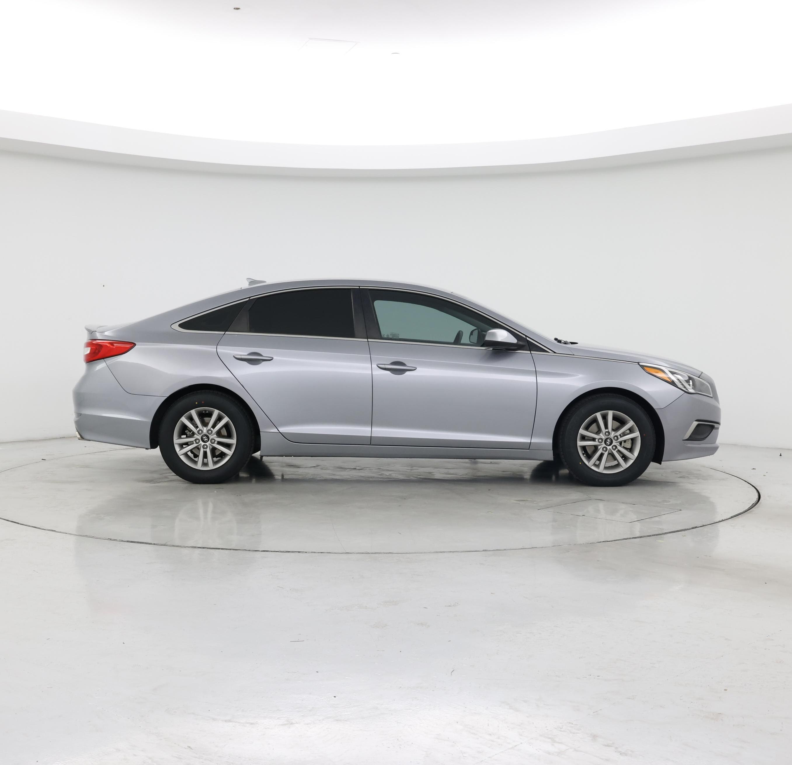Thumbnail: 2016 Hyundai Sonata - 7