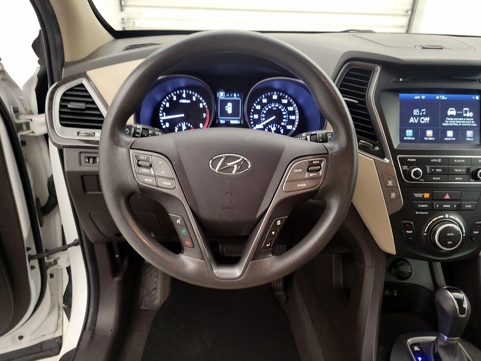Thumbnail: 2018 Hyundai Santa Fe - 10