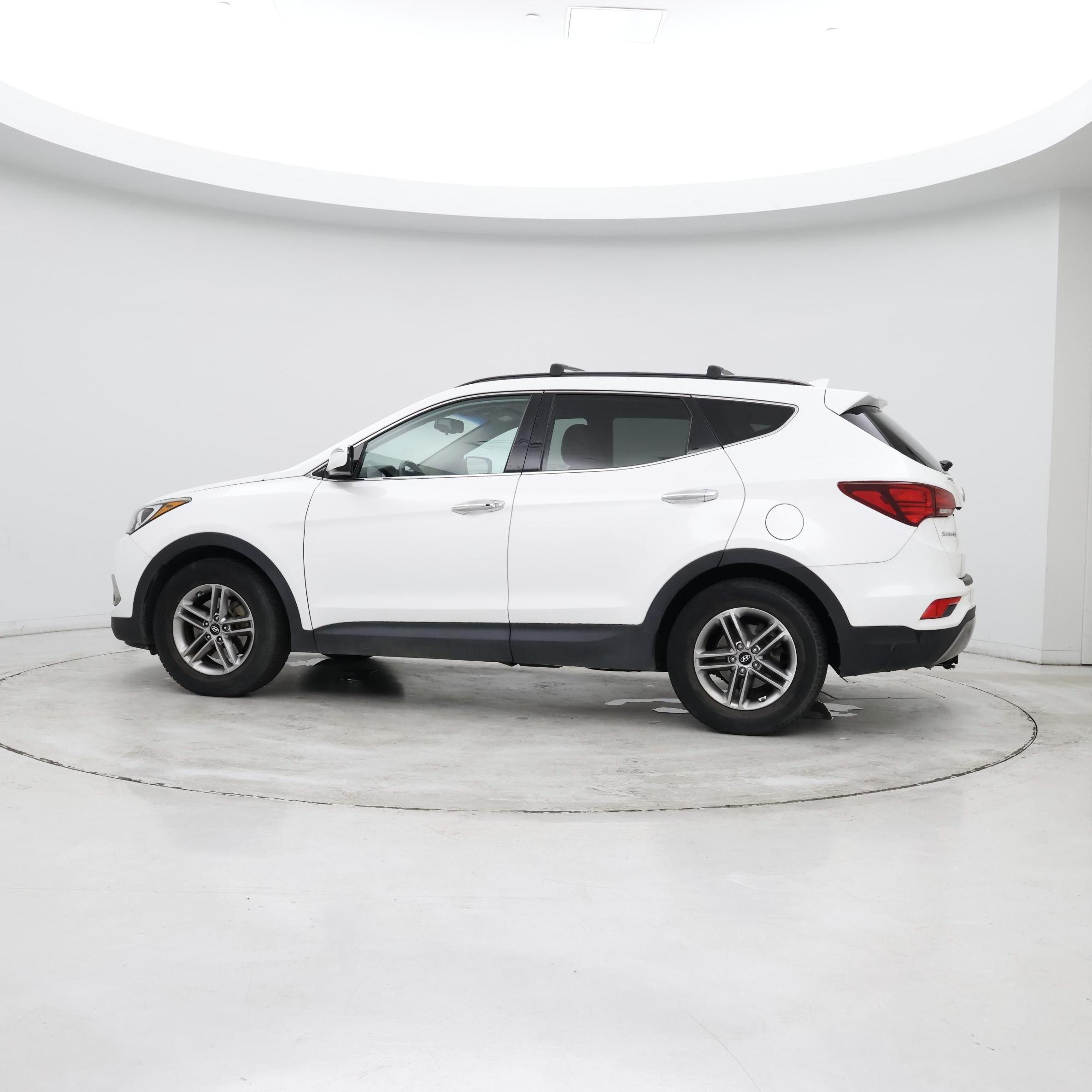 Thumbnail: 2018 Hyundai Santa Fe - 3