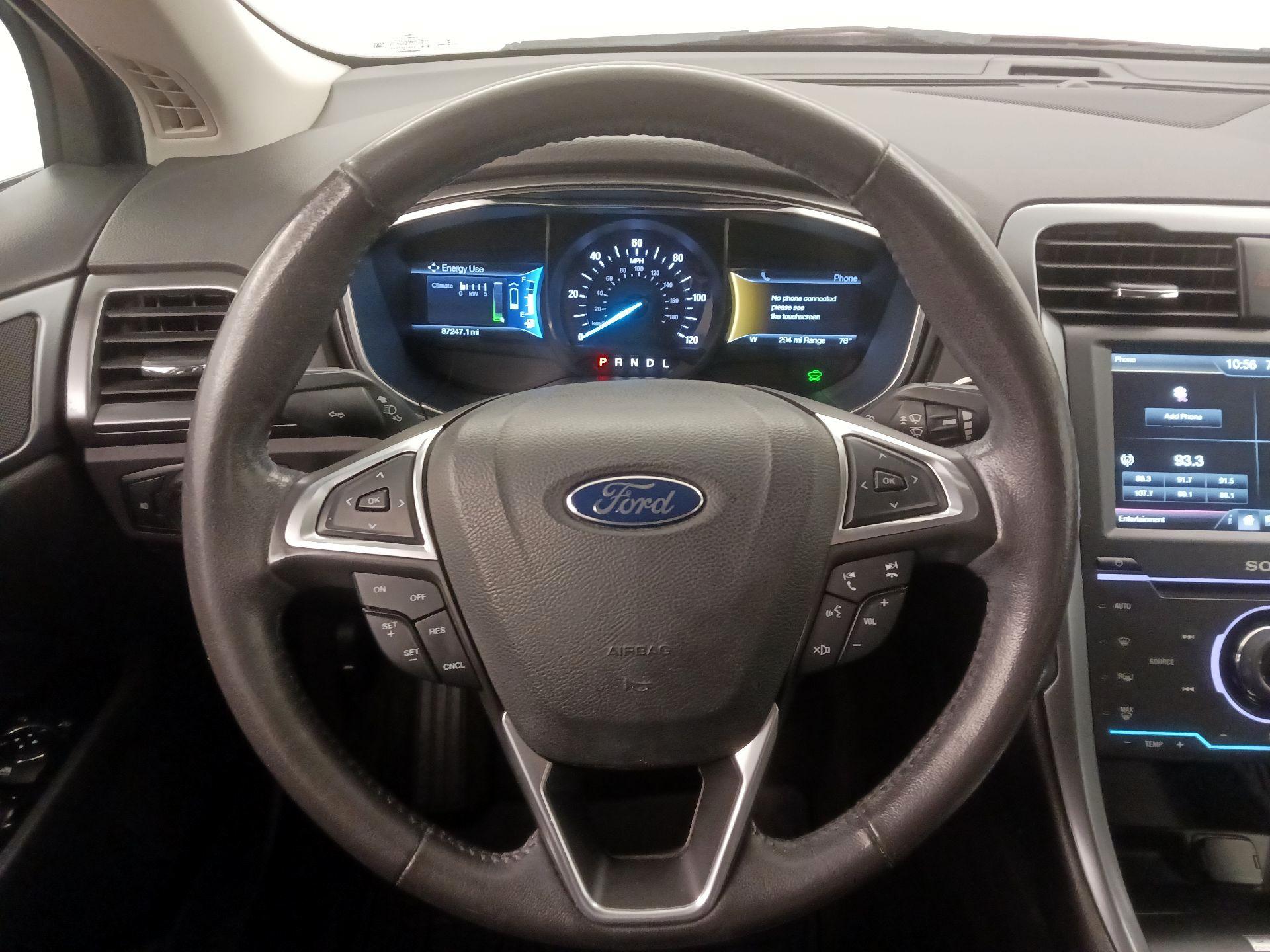Thumbnail: 2015 Ford Fusion - 10