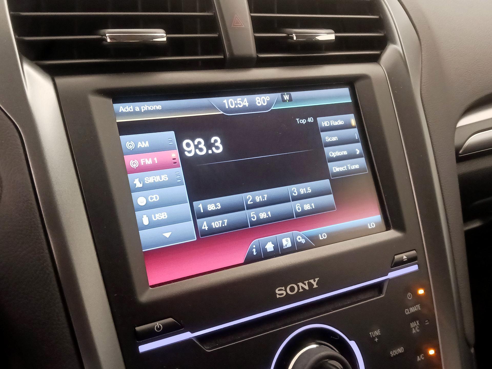 Thumbnail: 2015 Ford Fusion - 16