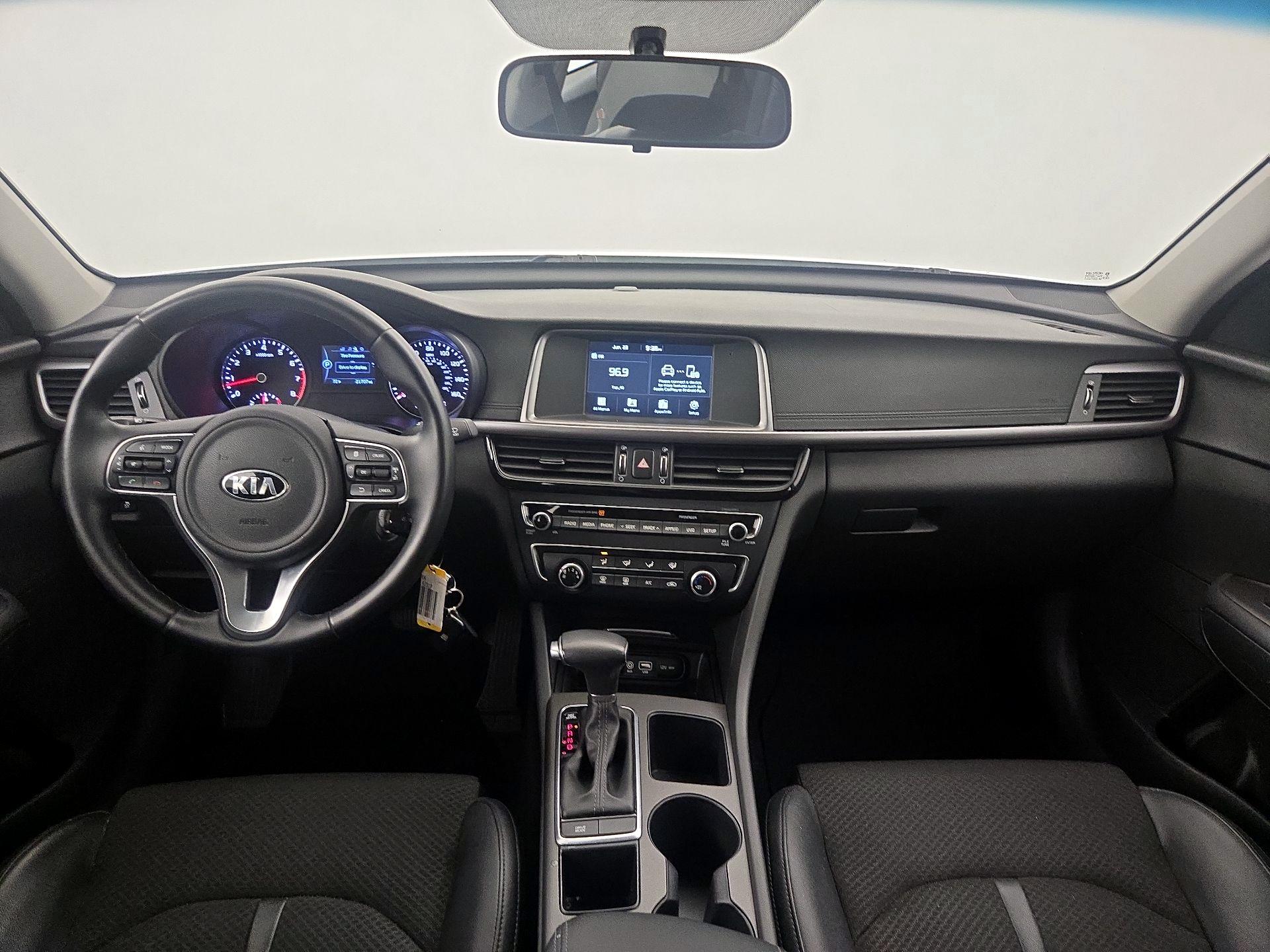 Thumbnail: 2018 Kia Optima - 9